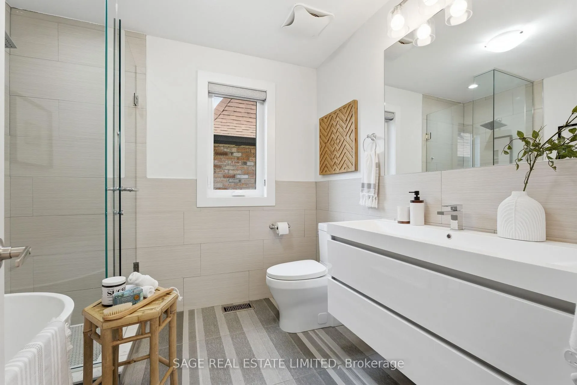 Photo 17 of 5A Adair Road, Toronto, O'Connor-Parkview — HOMEH