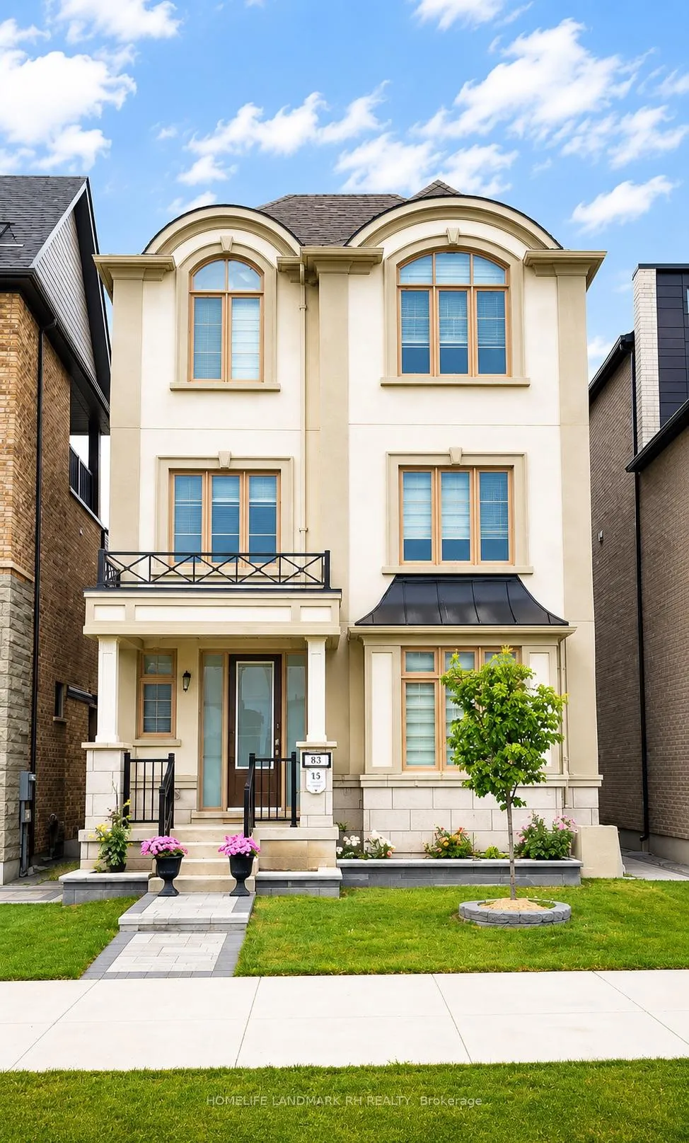 Photo 1 of 32 York Downs Boulevard S, Markham, Angus Glen — HOMEH