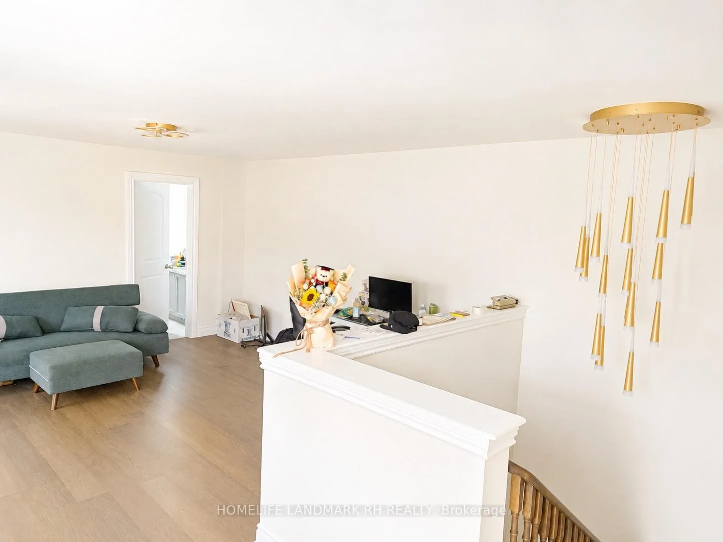 Photo 5 of 32 York Downs Boulevard S, Markham, Angus Glen — HOMEH