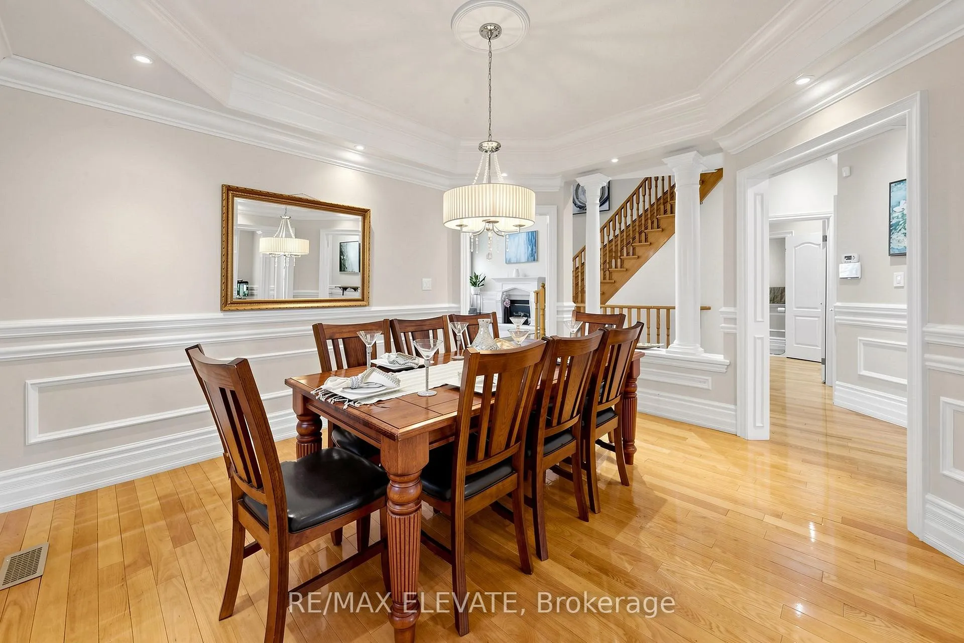 Photo 8 of 11 Joshua Boulevard, Whitby, Brooklin — HOMEH