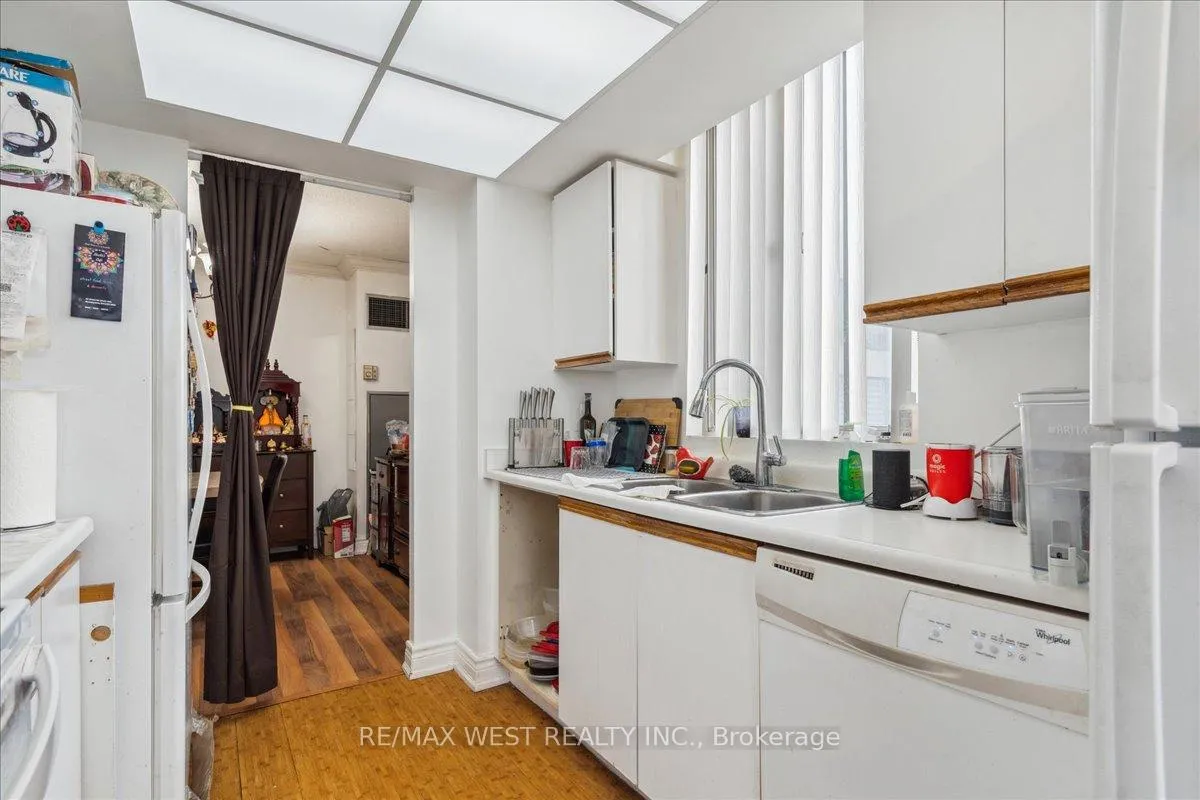 Photo 25 of Unit 905, 26 Hanover Road, Brampton, Queen Street Corridor — HOMEH
