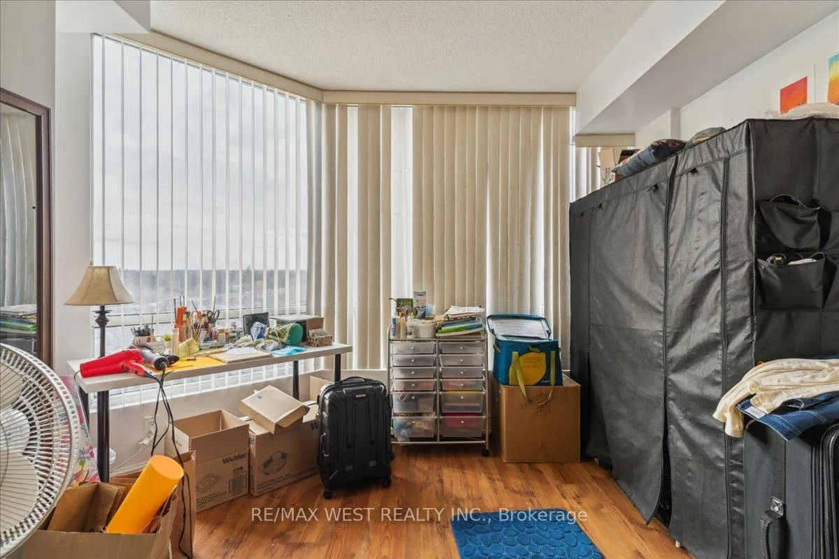 Photo 26 of Unit 905, 26 Hanover Road, Brampton, Queen Street Corridor — HOMEH
