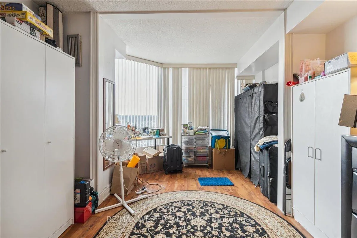 Photo 30 of Unit 905, 26 Hanover Road, Brampton, Queen Street Corridor — HOMEH