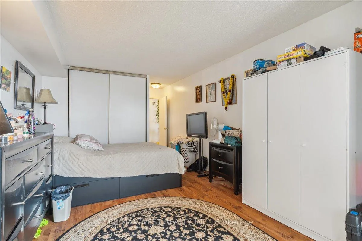 Photo 33 of Unit 905, 26 Hanover Road, Brampton, Queen Street Corridor — HOMEH