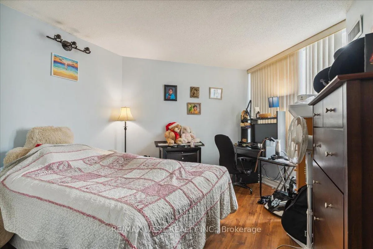 Photo 34 of Unit 905, 26 Hanover Road, Brampton, Queen Street Corridor — HOMEH