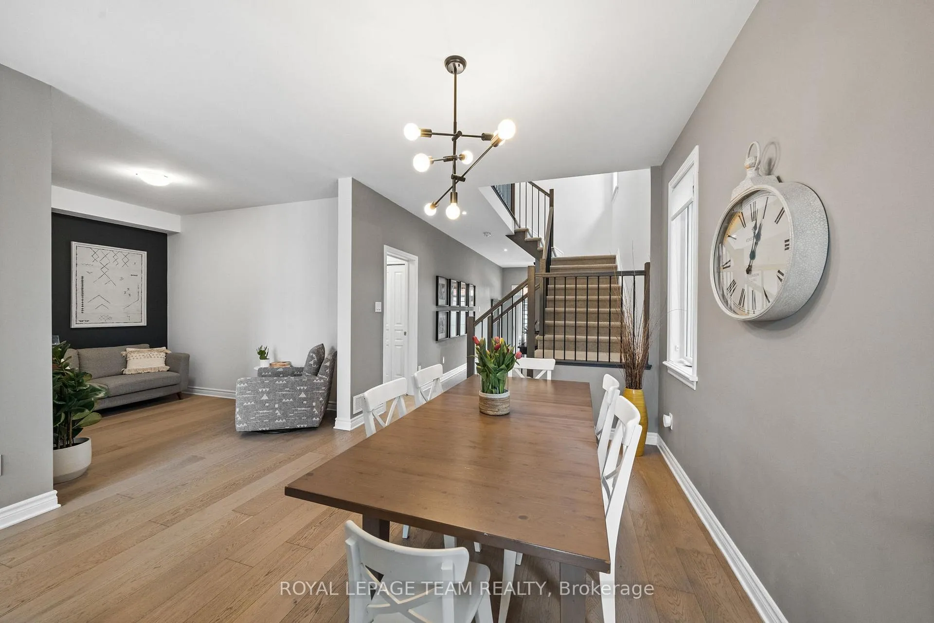 Photo 7 of 84 Warrior Street, Ottawa, Kanata - Emerald Meadows/Trailwest — HOMEH