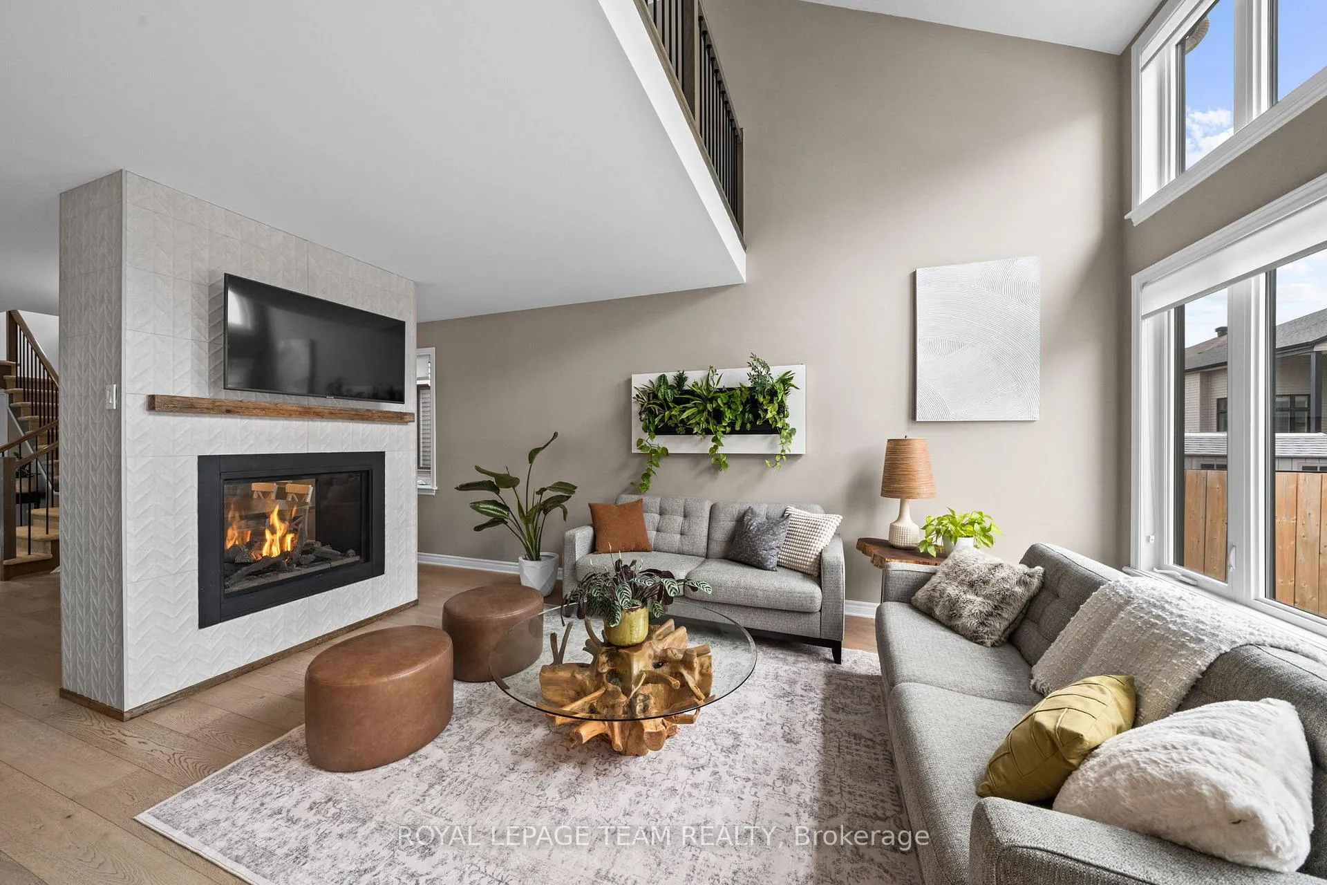 Photo 14 of 84 Warrior Street, Ottawa, Kanata - Emerald Meadows/Trailwest — HOMEH