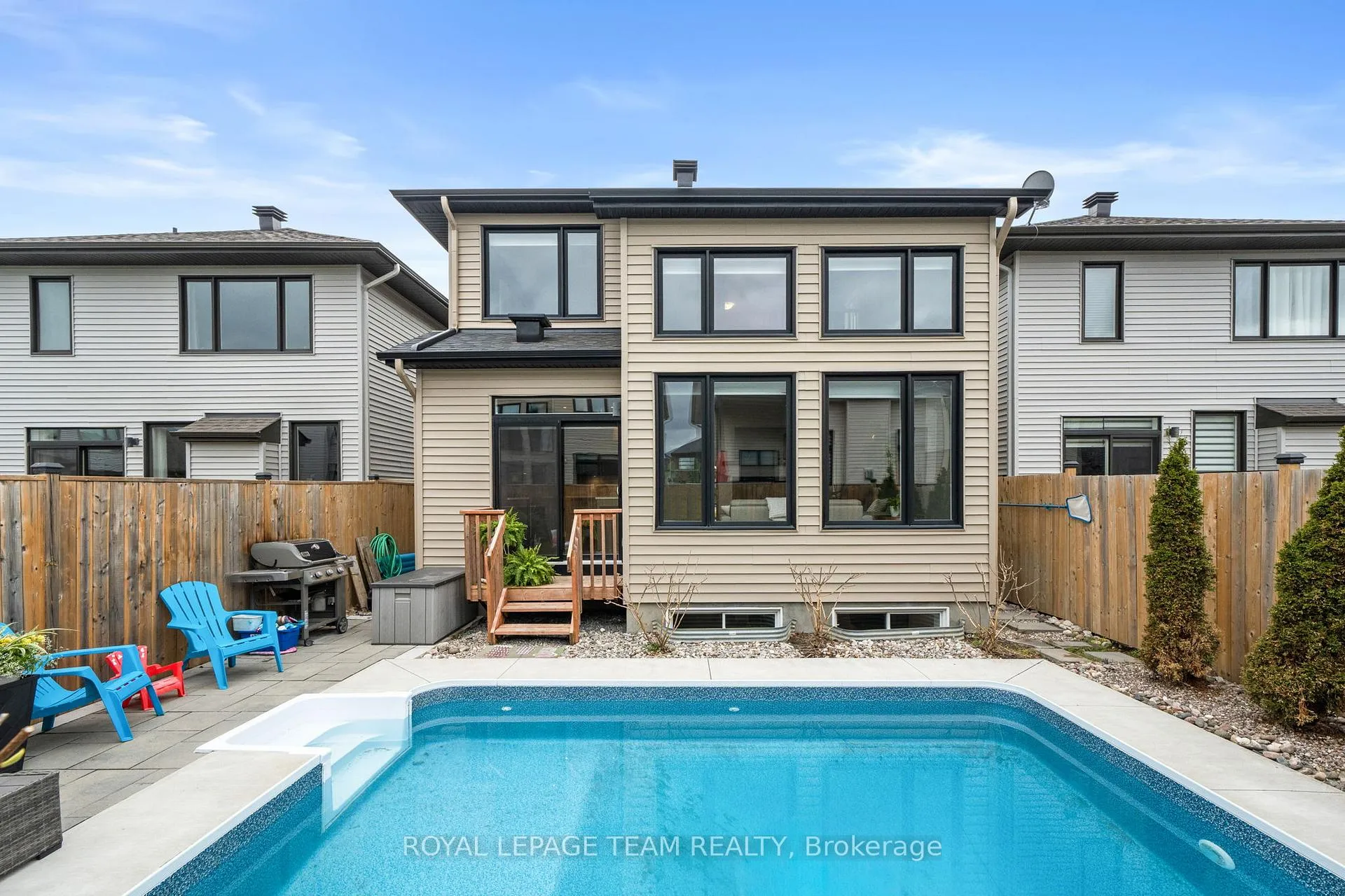 Photo 44 of 84 Warrior Street, Ottawa, Kanata - Emerald Meadows/Trailwest — HOMEH
