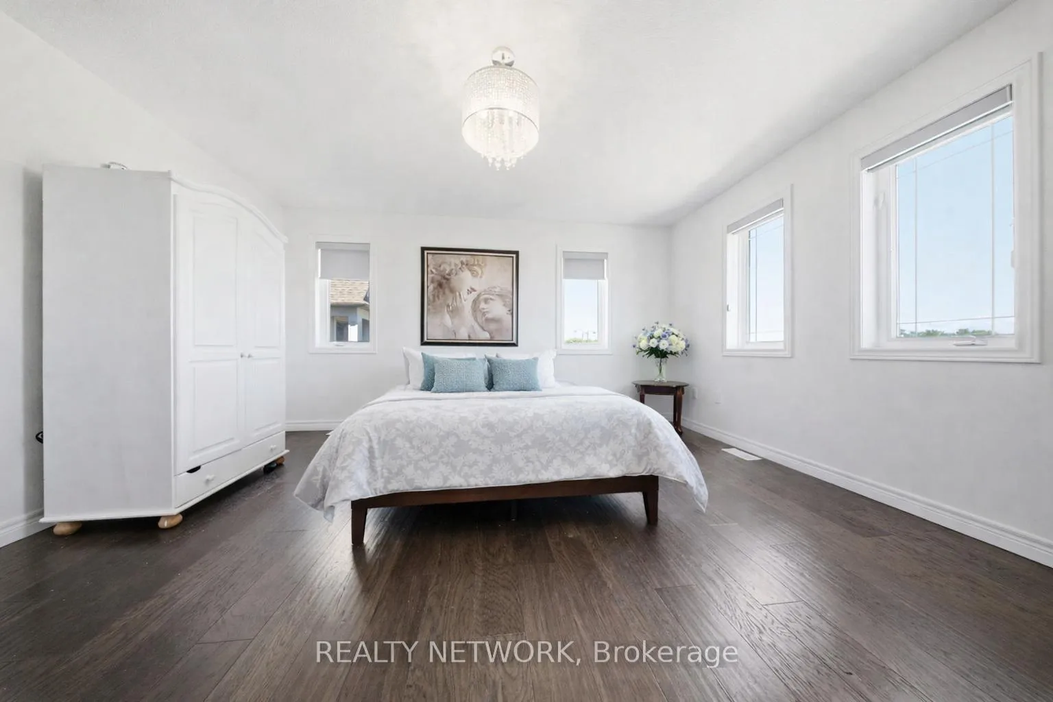 Photo 18 of 104 Sonoma Valley Crescent, Hamilton, Mewburn — HOMEH