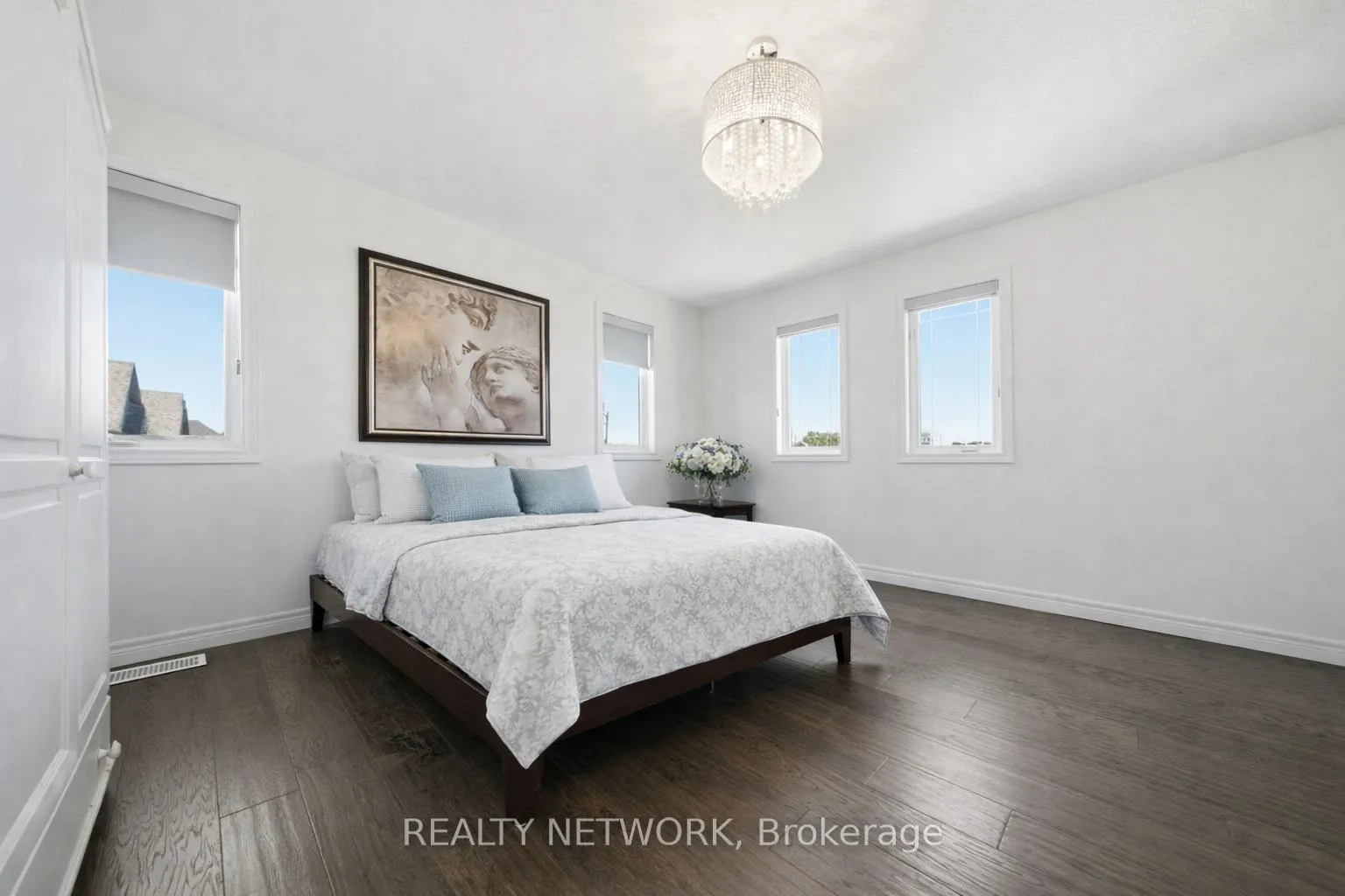 Photo 19 of 104 Sonoma Valley Crescent, Hamilton, Mewburn — HOMEH