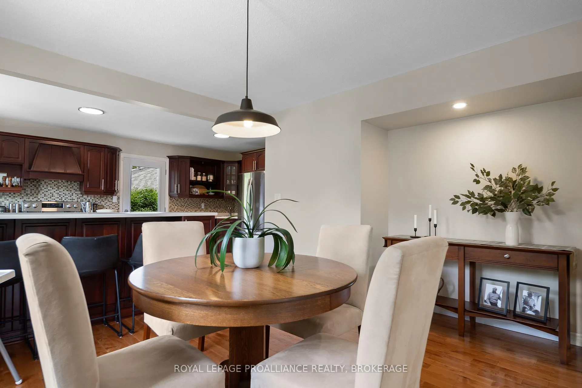 Photo 18 of 34 Keller Drive, Belleville, Belleville Ward — HOMEH