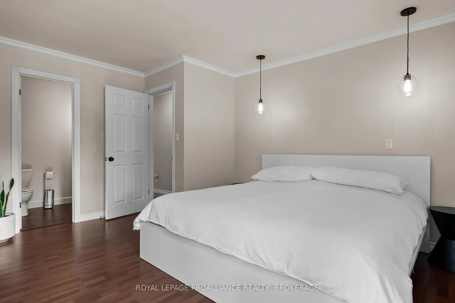 Photo 25 of 34 Keller Drive, Belleville, Belleville Ward — HOMEH