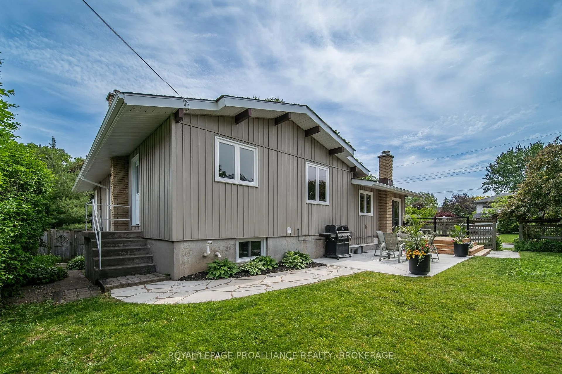 Photo 43 of 34 Keller Drive, Belleville, Belleville Ward — HOMEH