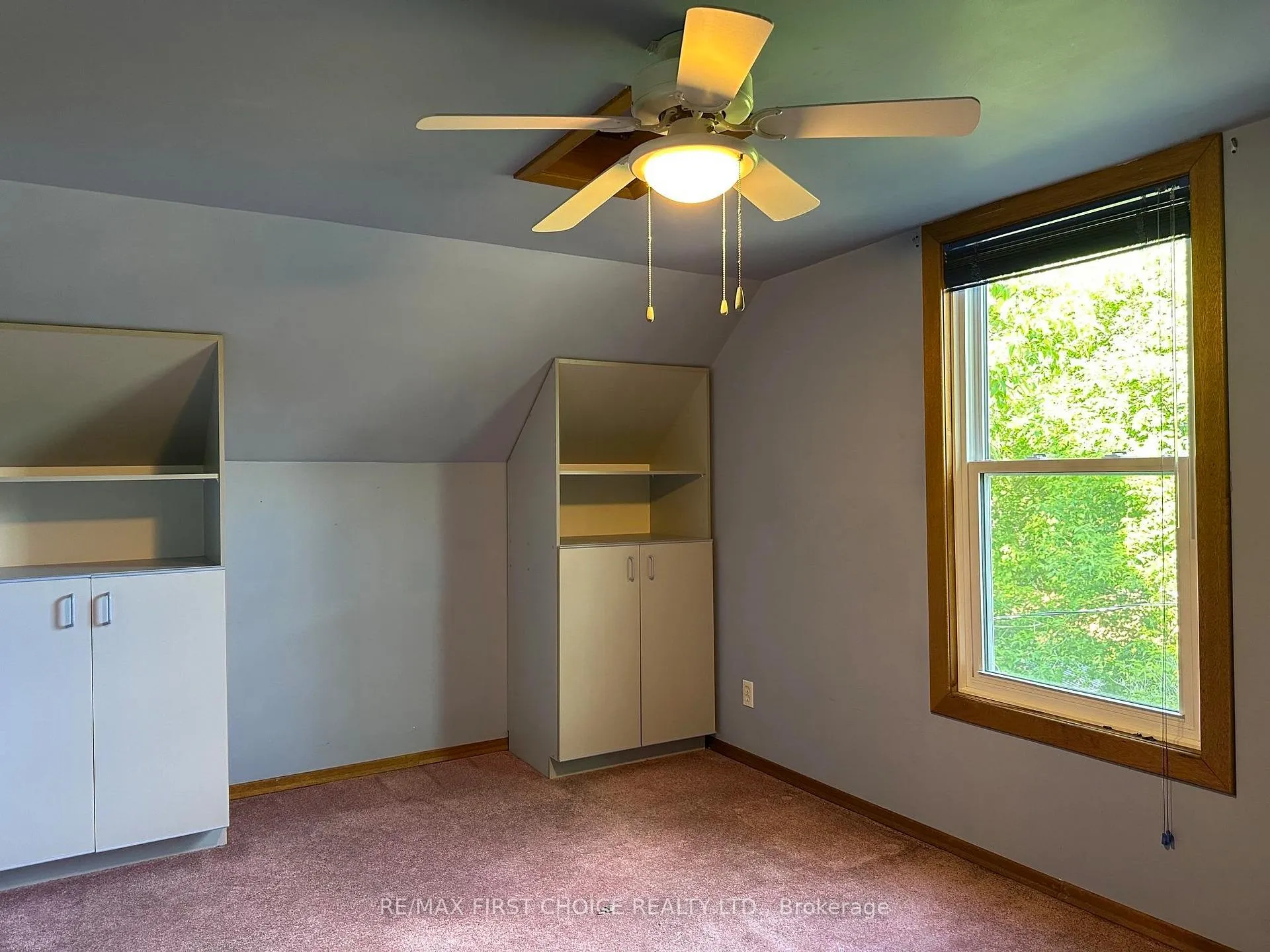 Photo 13 of 520 Van Norman Street, Thunder Bay, College Heights — HOMEH