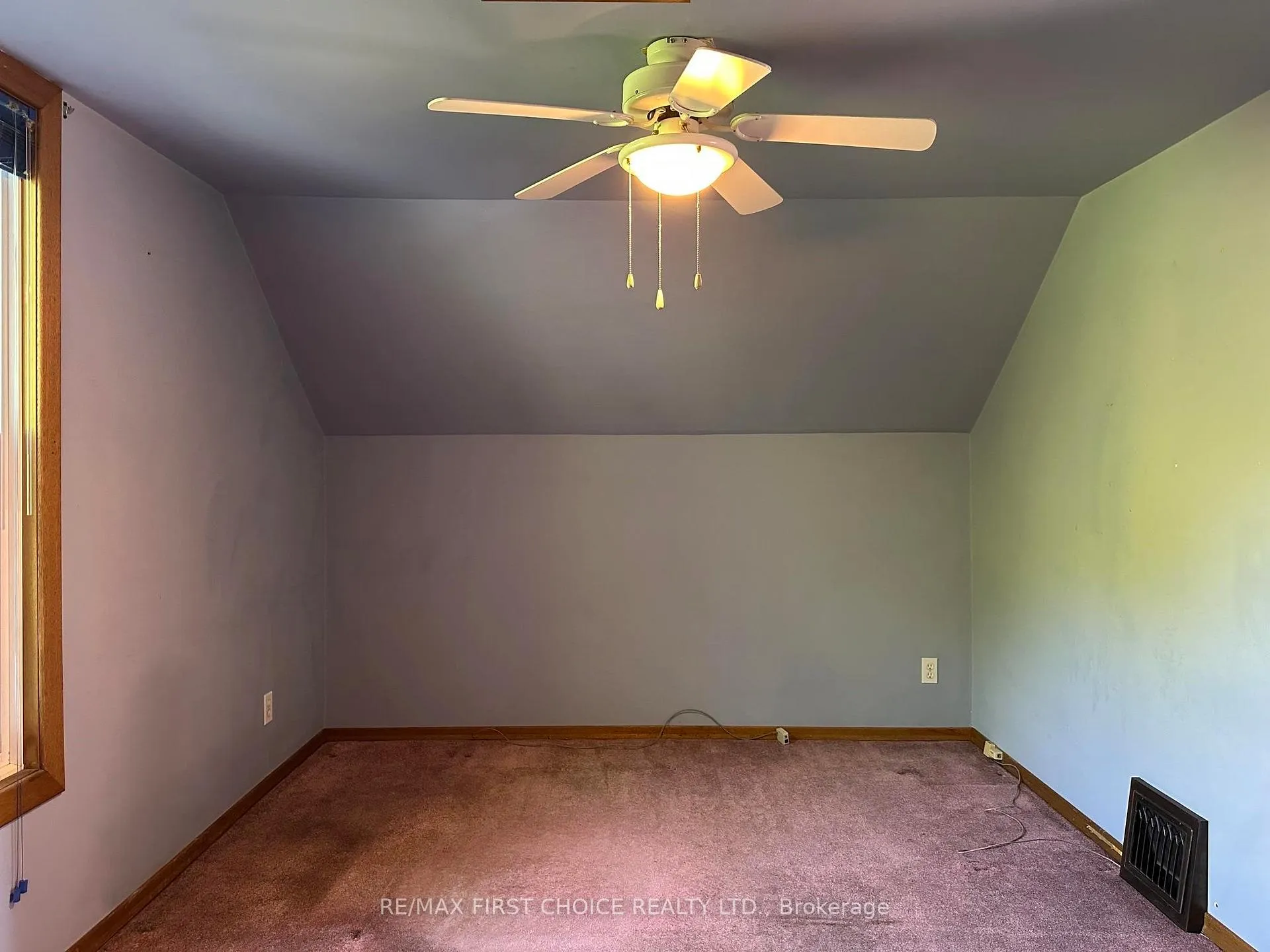 Photo 14 of 520 Van Norman Street, Thunder Bay, College Heights — HOMEH