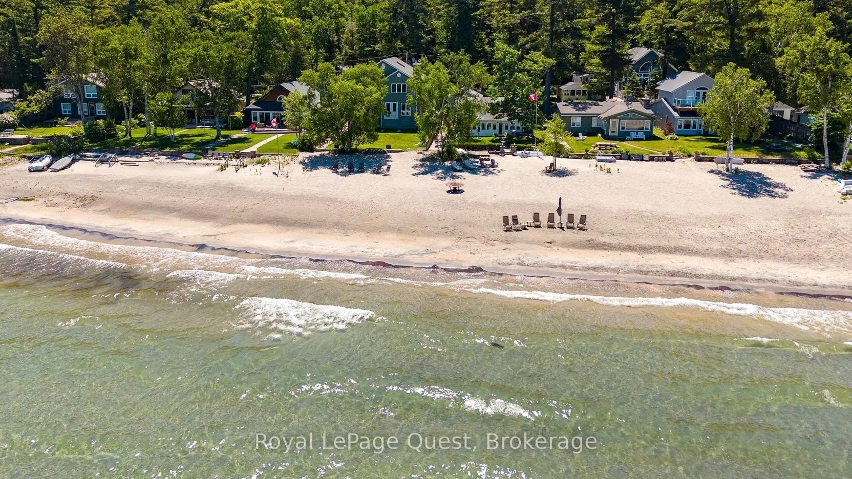 Photo 3 of 16 East Beach Road, Tiny, Rural Tiny — HOMEH