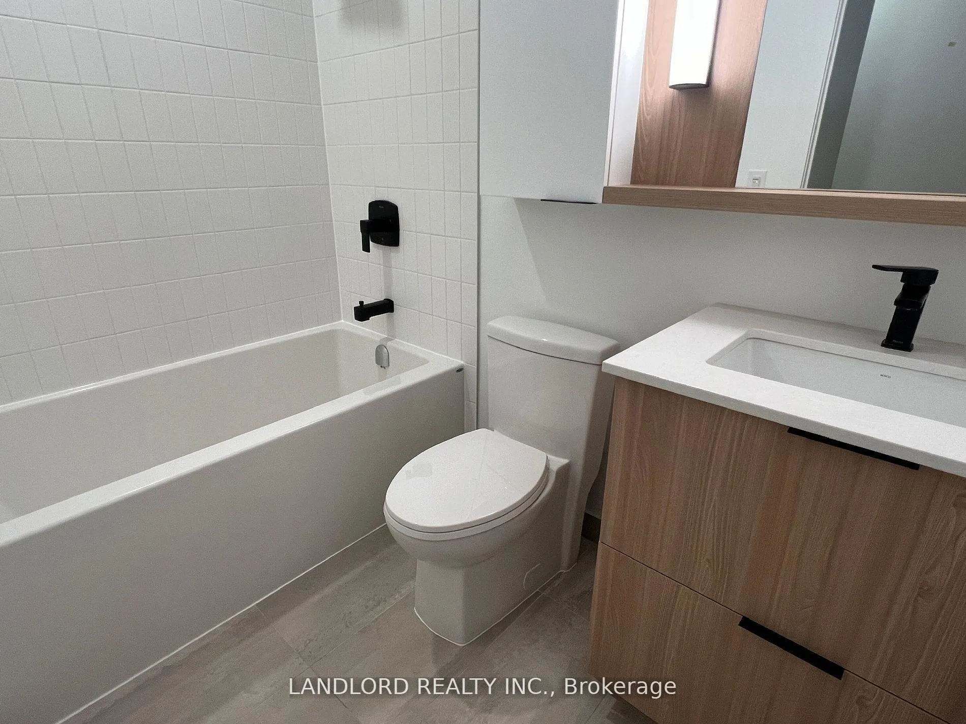 Photo 10 of Unit 323, 5 Defries Street, Toronto, Regent Park — HOMEH