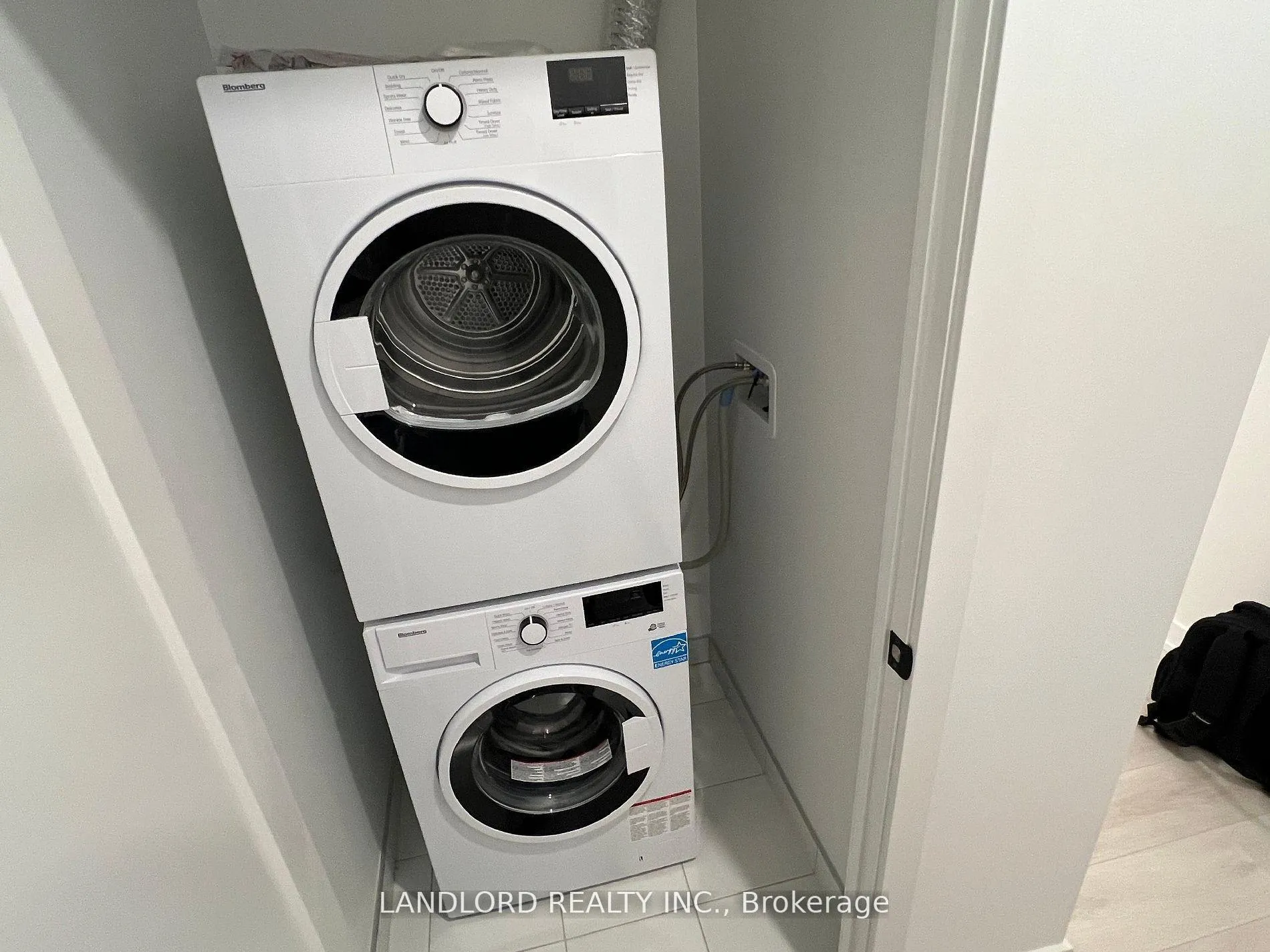Photo 14 of Unit 323, 5 Defries Street, Toronto, Regent Park — HOMEH
