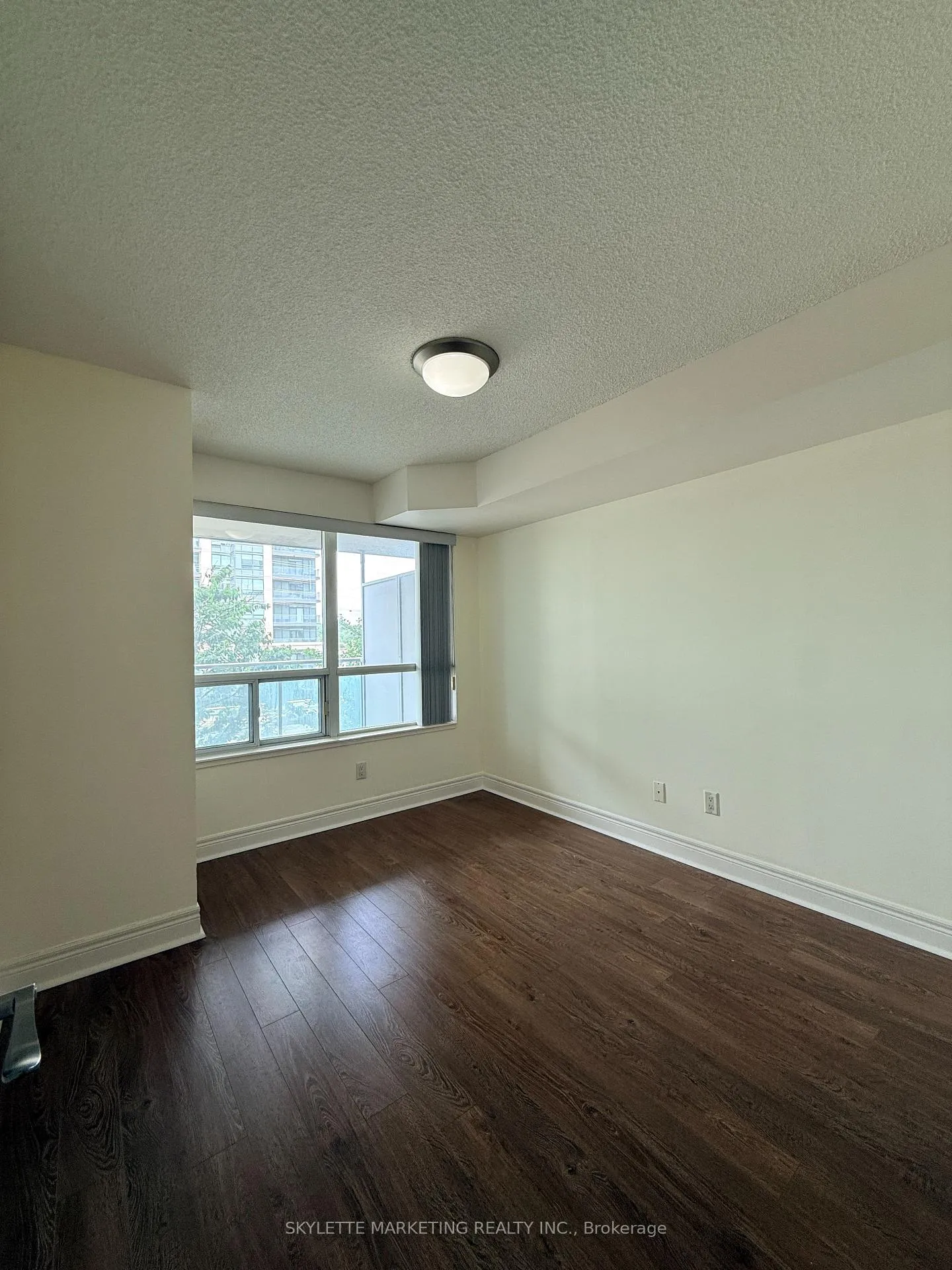 Photo 10 of Unit 310, 62 Suncrest Boulevard, Markham, Commerce Valley — HOMEH