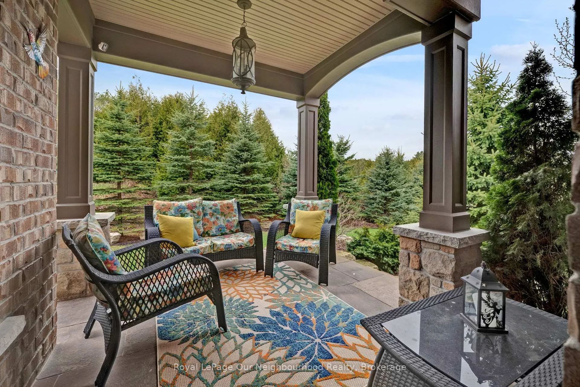 Photo 5 of 9 Powers Court, Clarington, Rural Clarington — HOMEH