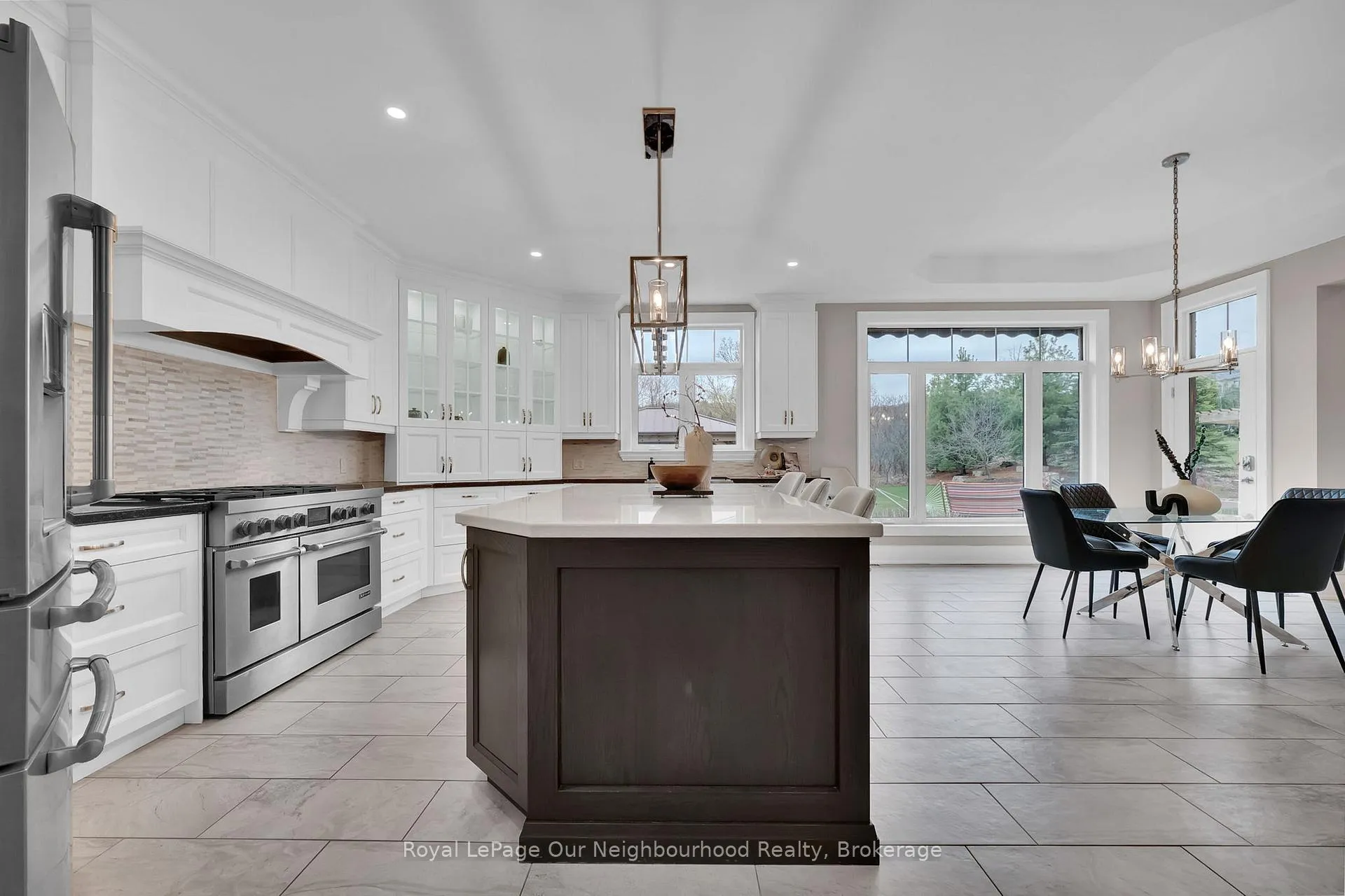 Photo 11 of 9 Powers Court, Clarington, Rural Clarington — HOMEH