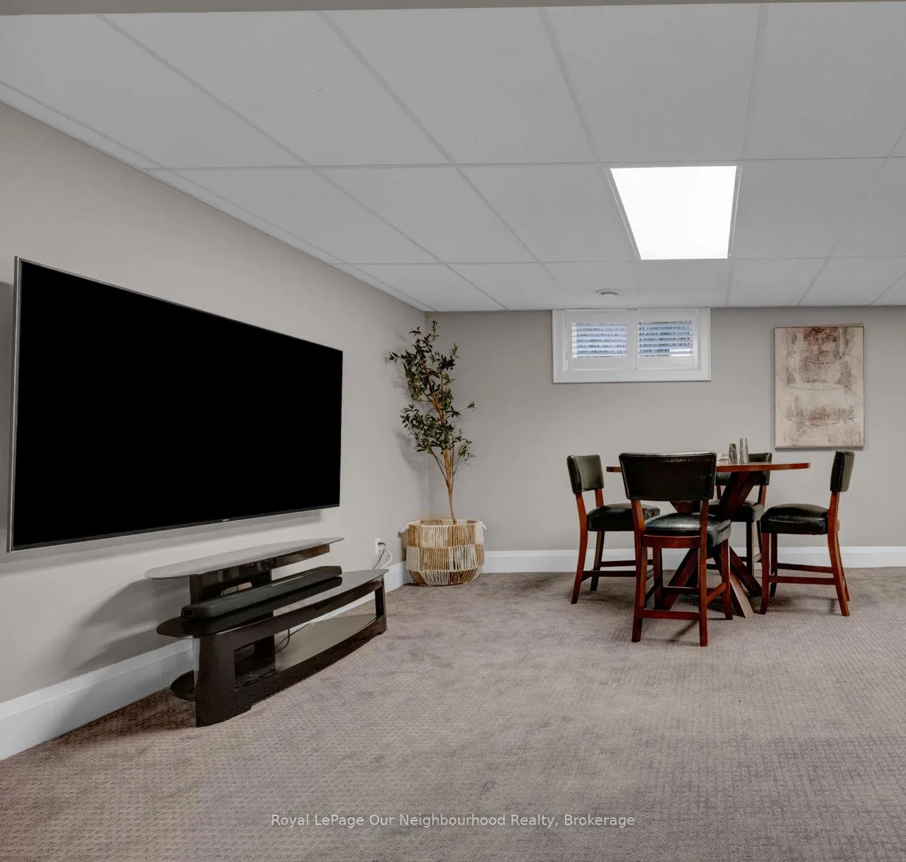 Photo 39 of 9 Powers Court, Clarington, Rural Clarington — HOMEH