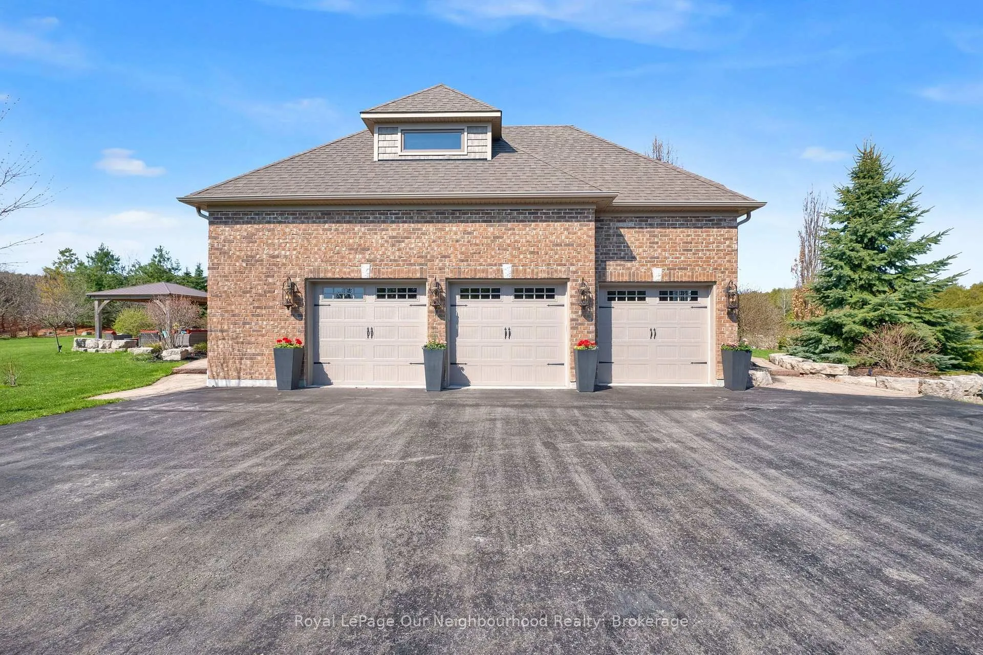Photo 46 of 9 Powers Court, Clarington, Rural Clarington — HOMEH