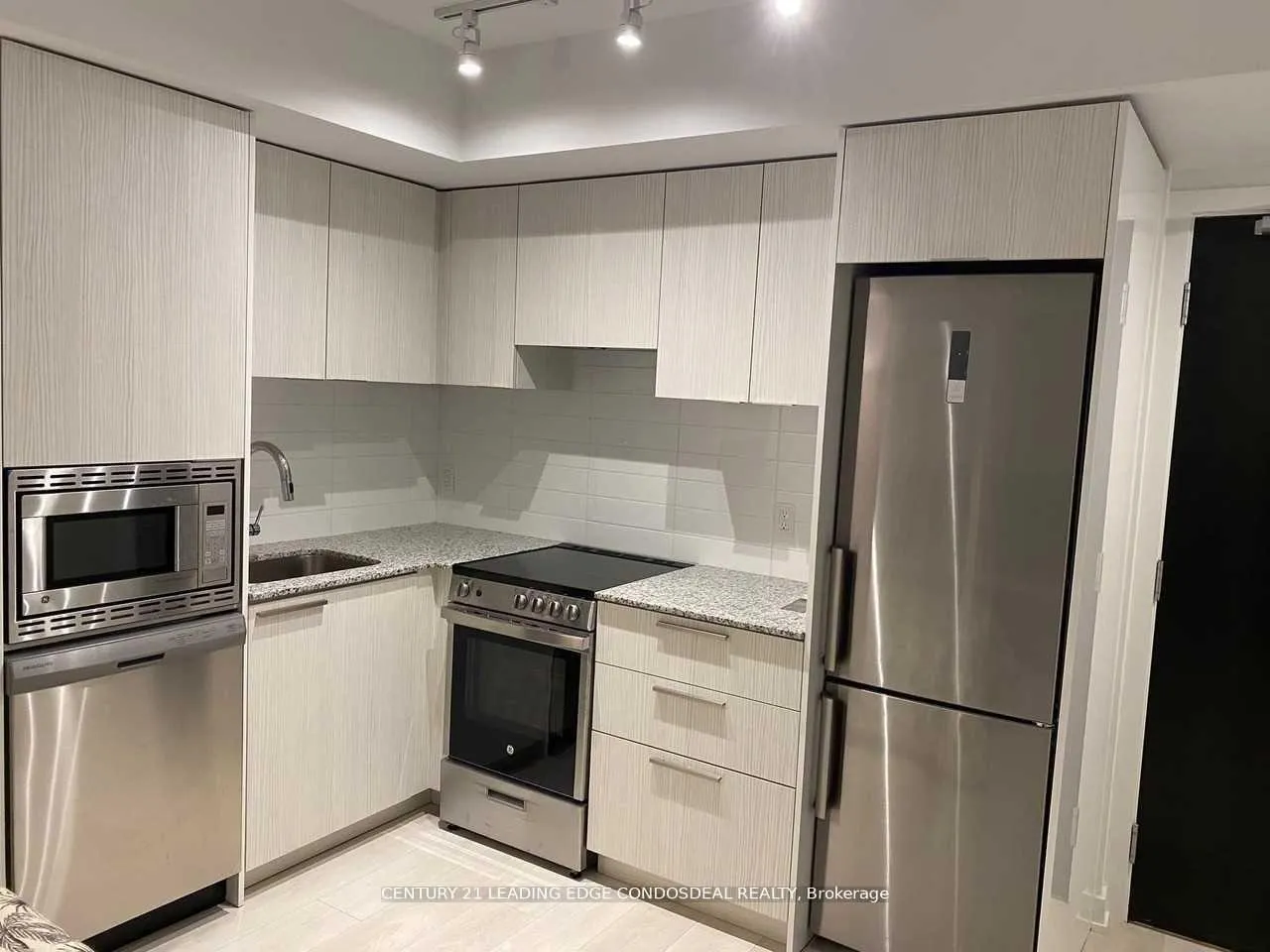 Photo 2 of Unit 1104, 18 Maitland Terrace, Toronto, Church-Yonge Corridor — HOMEH
