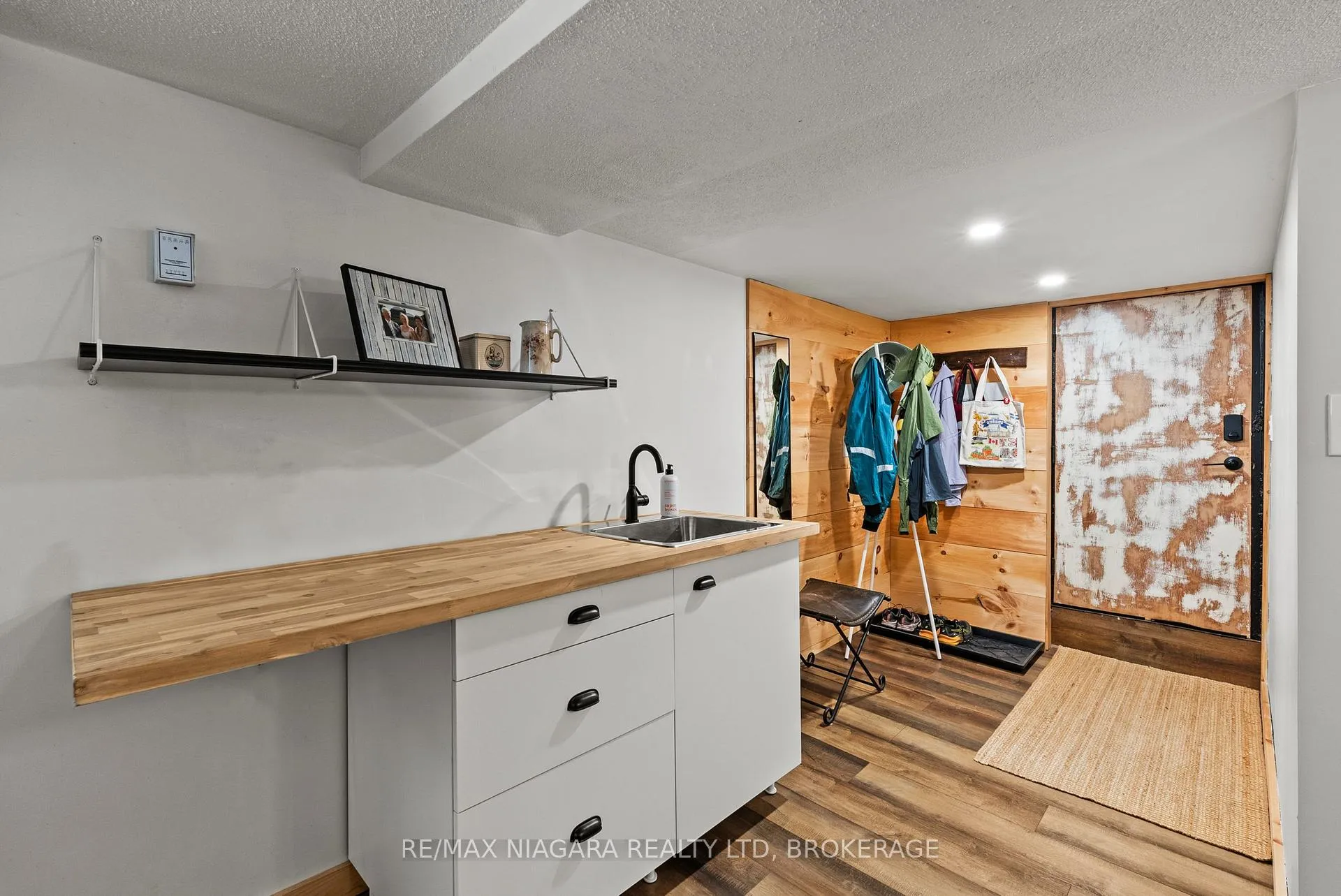 Photo 36 of 83 Devon Road, St. Catharines, Vine/Linwell — HOMEH