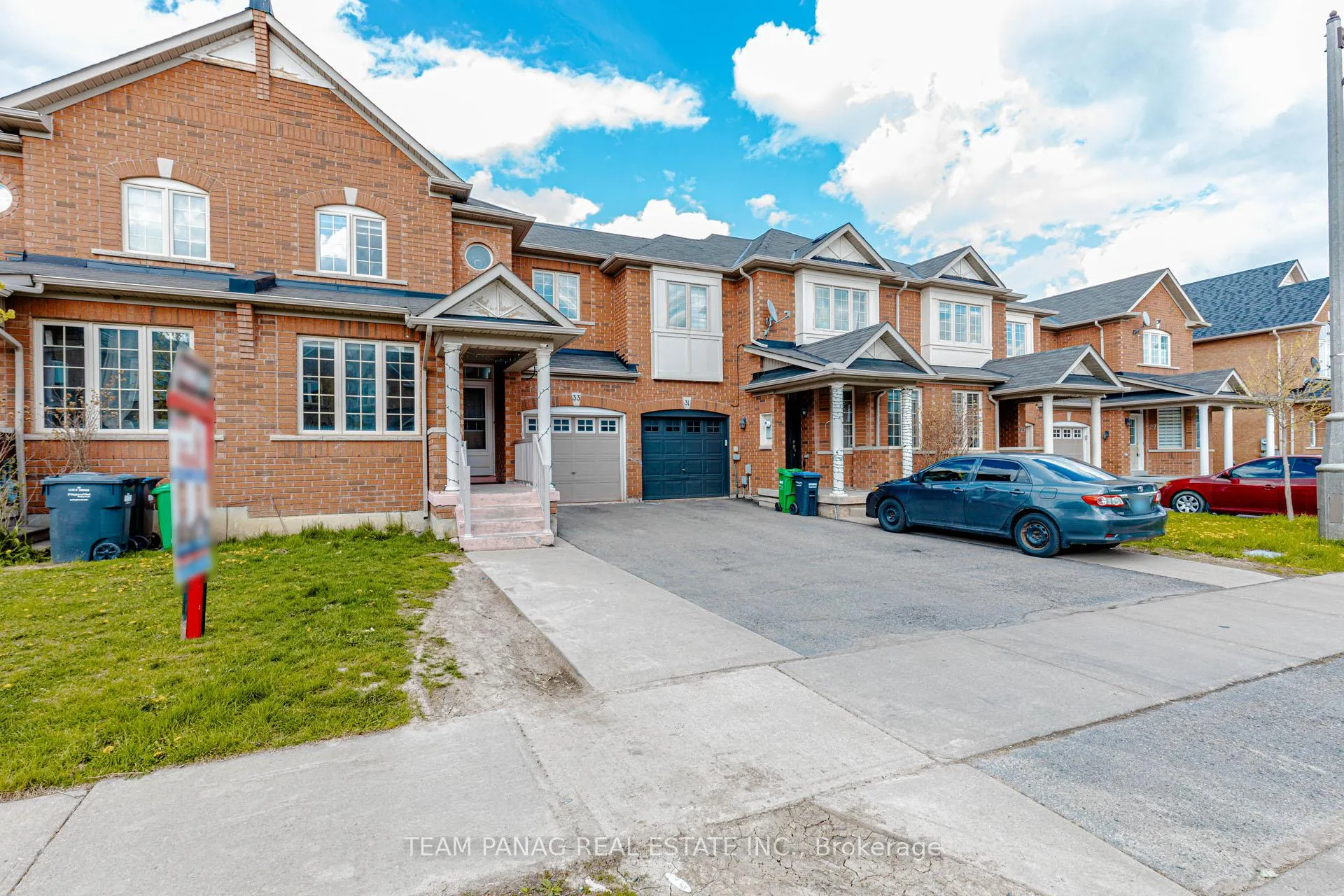 Photo 3 of 33 Frostbite Lane E, Brampton, Sandringham-Wellington — HOMEH