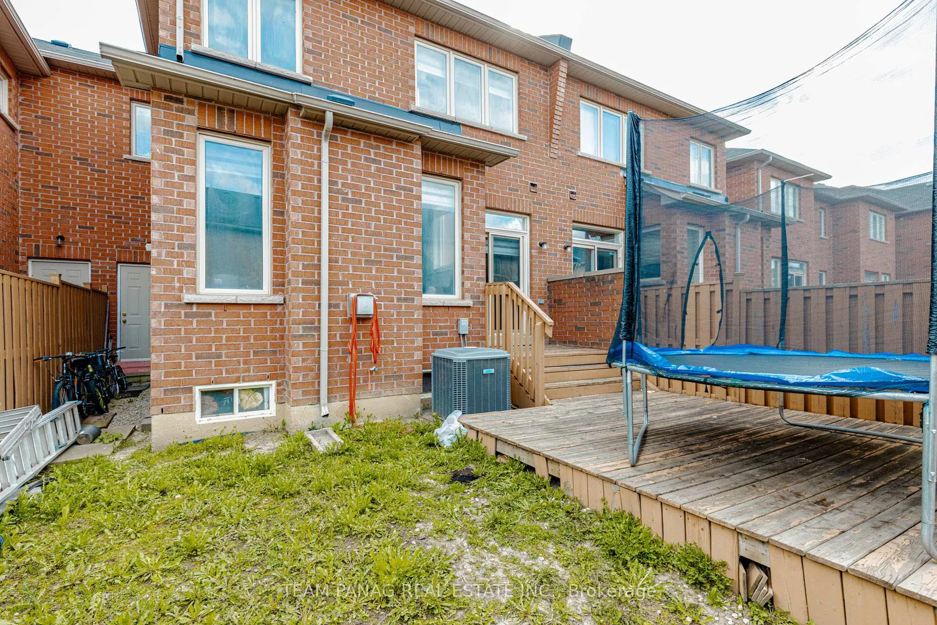 Photo 37 of 33 Frostbite Lane E, Brampton, Sandringham-Wellington — HOMEH