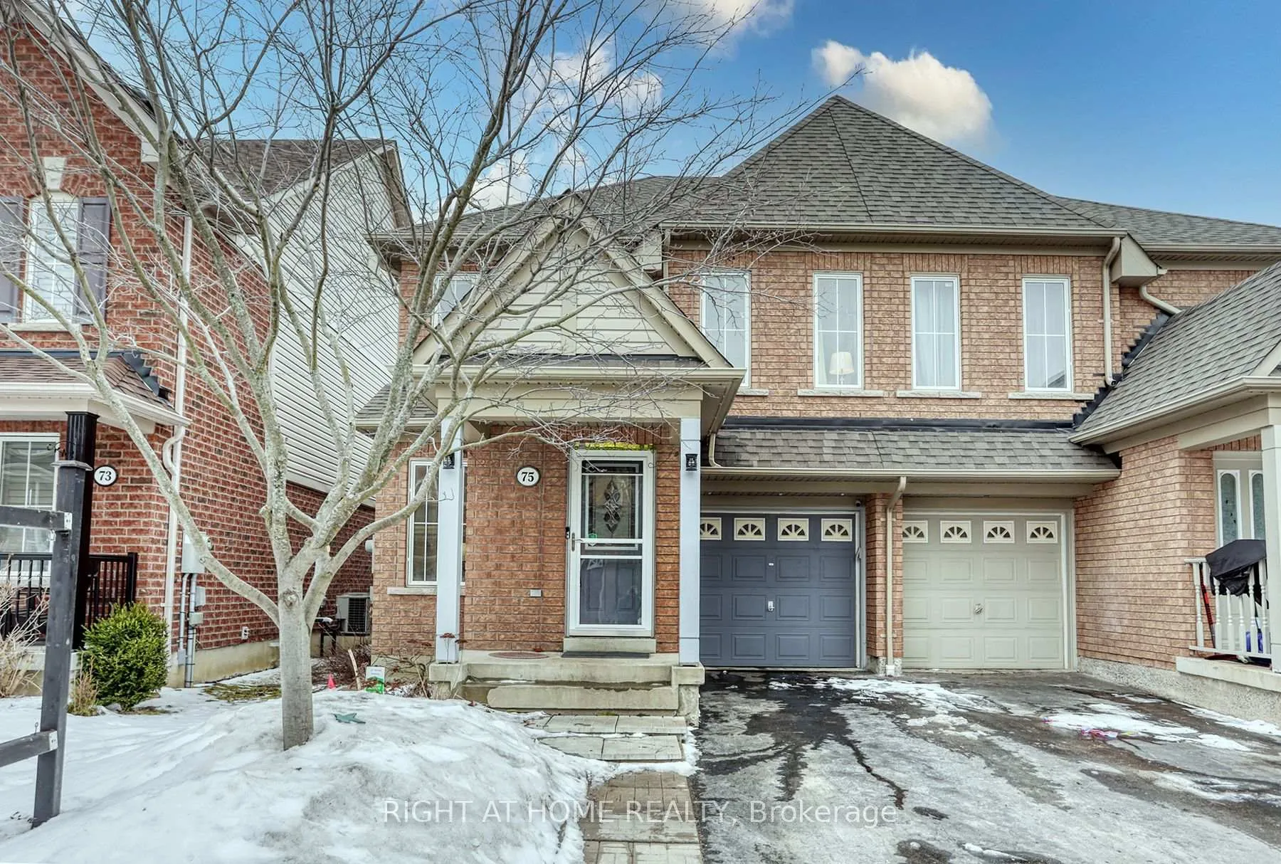 Photo 2 of 75 Carpendale Crescent, Ajax, Northeast Ajax — HOMEH