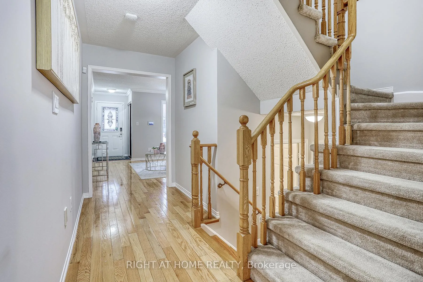 Photo 22 of 75 Carpendale Crescent, Ajax, Northeast Ajax — HOMEH