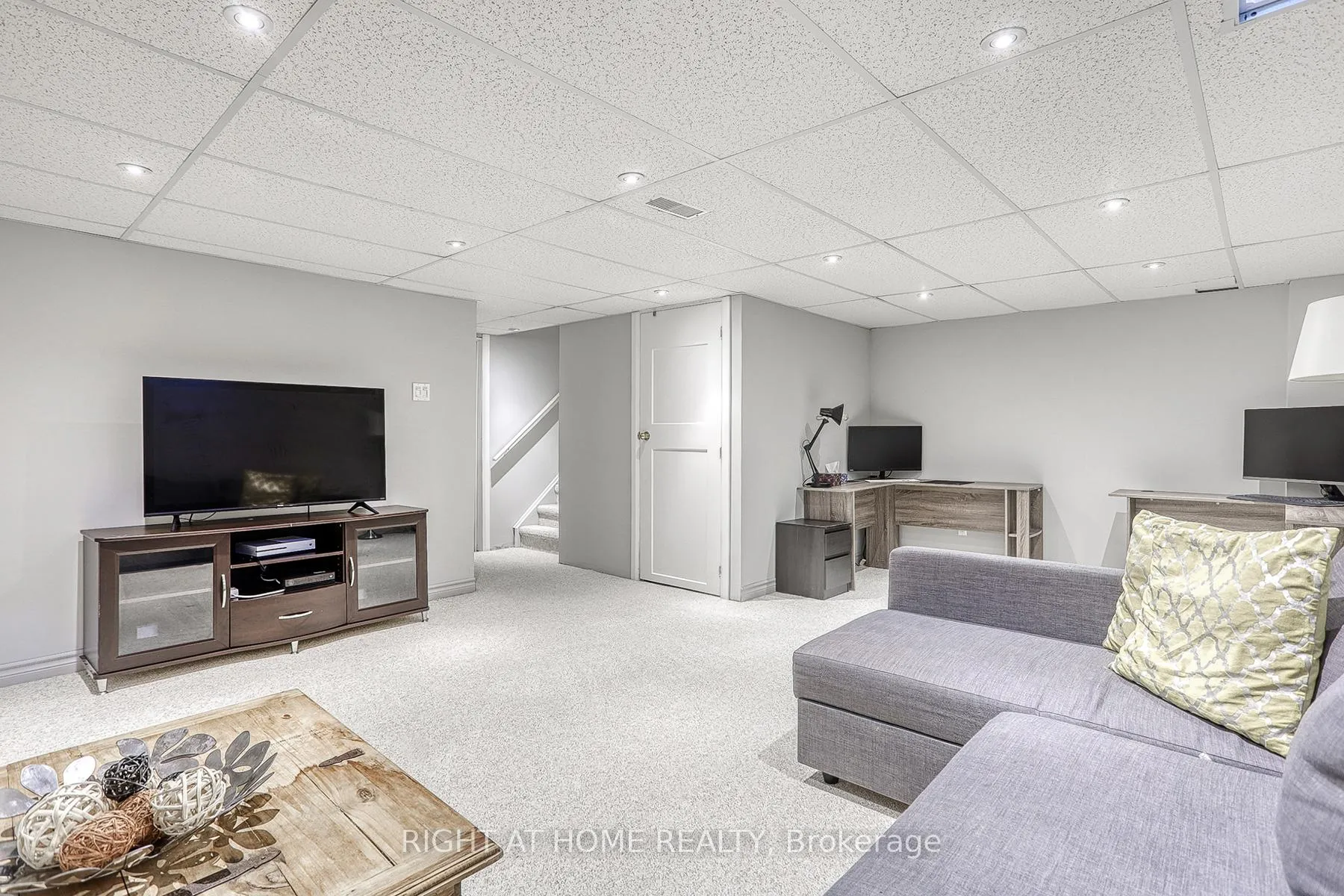 Photo 36 of 75 Carpendale Crescent, Ajax, Northeast Ajax — HOMEH