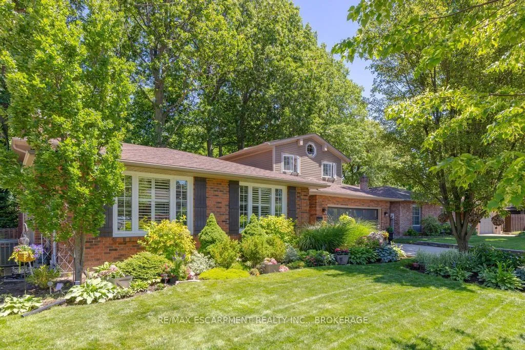 Photo 3 of 26 Butler Crescent, St. Catharines, Lakeshore — HOMEH