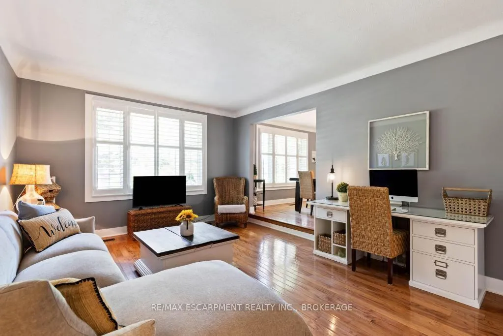 Photo 9 of 26 Butler Crescent, St. Catharines, Lakeshore — HOMEH