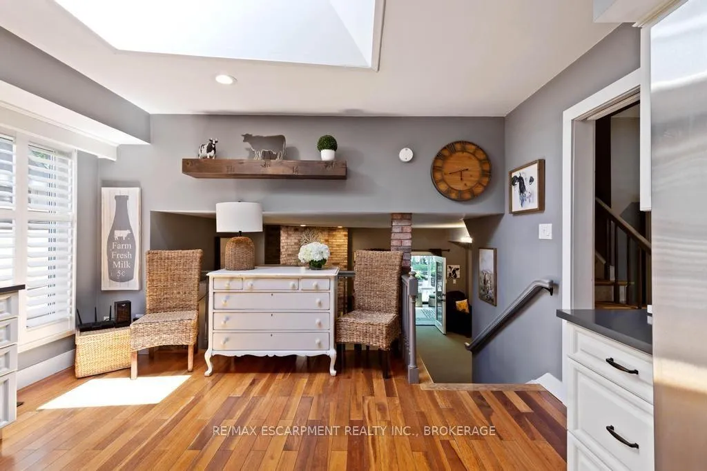 Photo 14 of 26 Butler Crescent, St. Catharines, Lakeshore — HOMEH