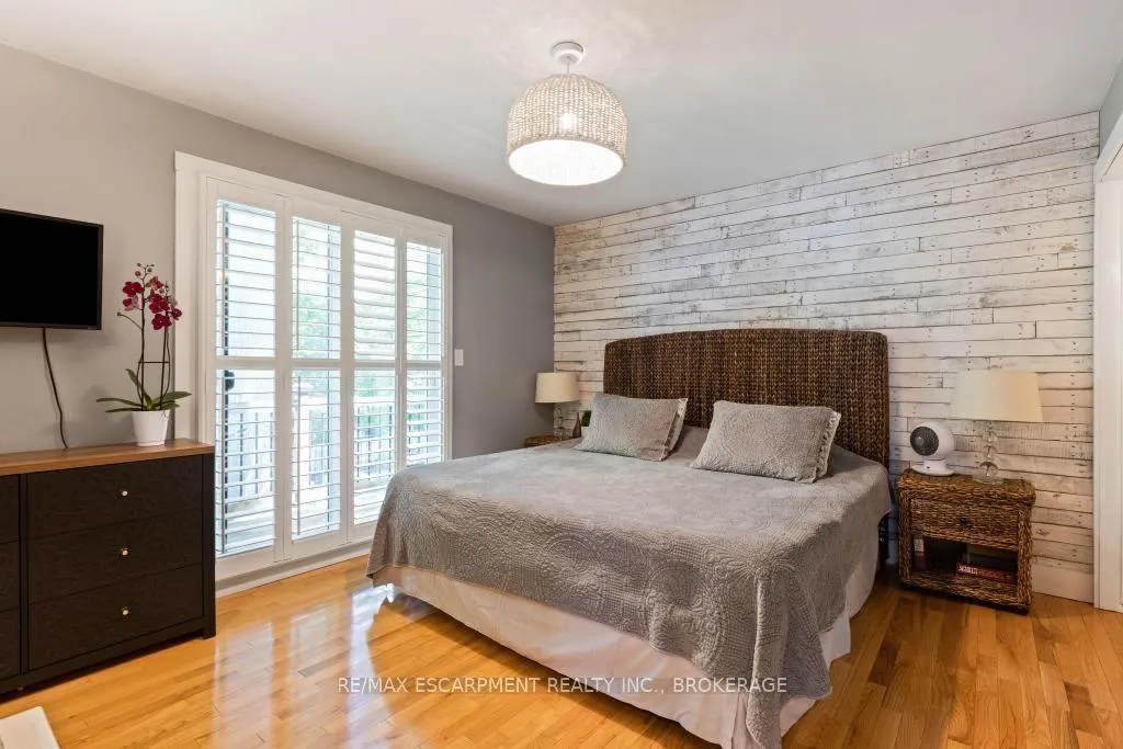 Photo 16 of 26 Butler Crescent, St. Catharines, Lakeshore — HOMEH