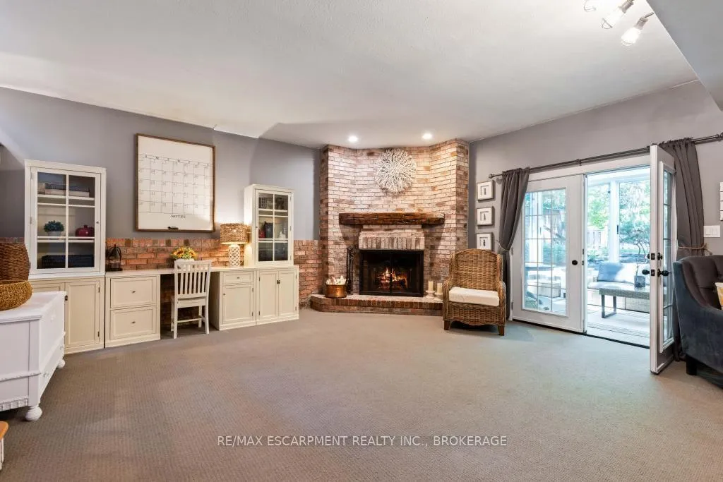Photo 22 of 26 Butler Crescent, St. Catharines, Lakeshore — HOMEH