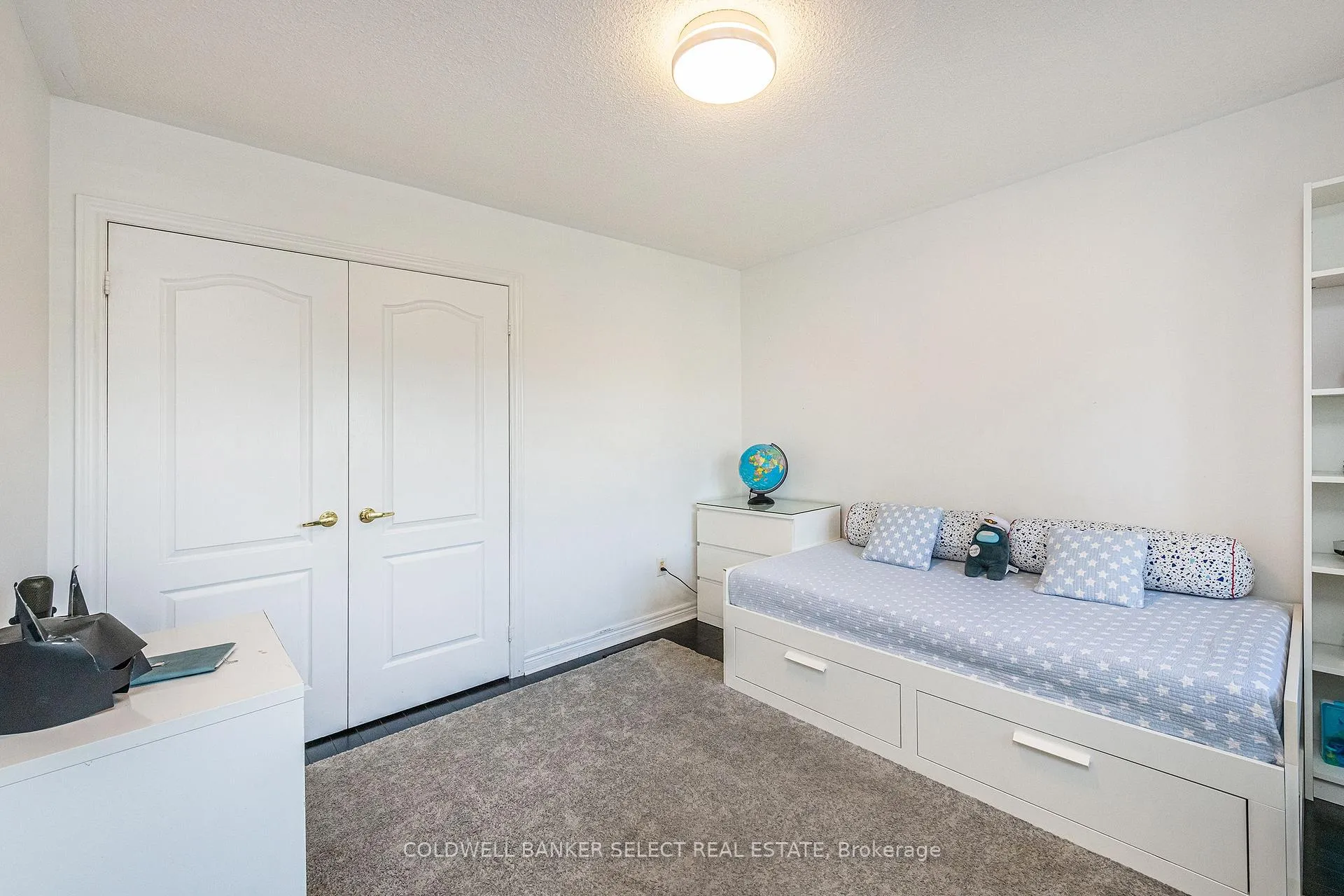 Photo 20 of 86 Stoneylake Avenue, Brampton, Madoc — HOMEH