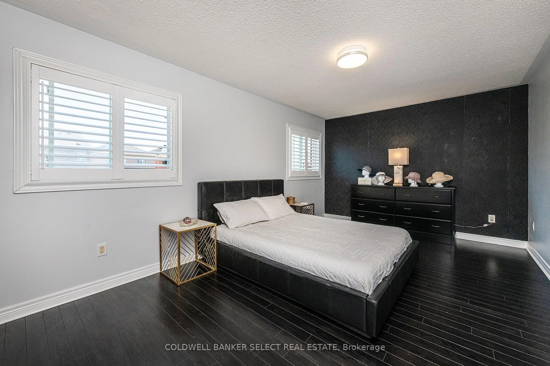 Photo 24 of 86 Stoneylake Avenue, Brampton, Madoc — HOMEH