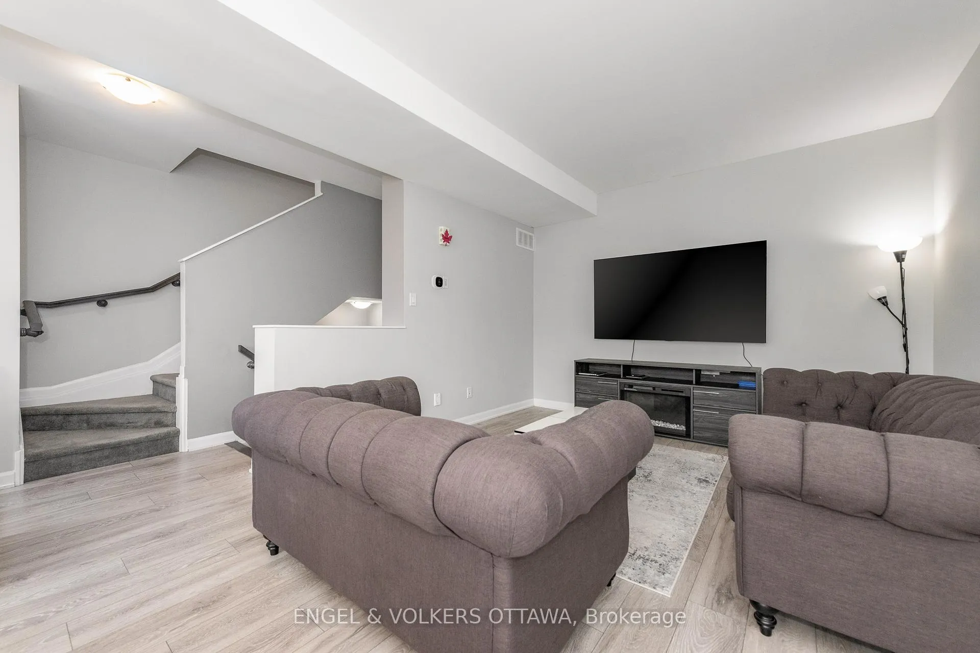 Photo 9 of 517 Galmoy Way, Ottawa, Barrhaven - Half Moon Bay — HOMEH