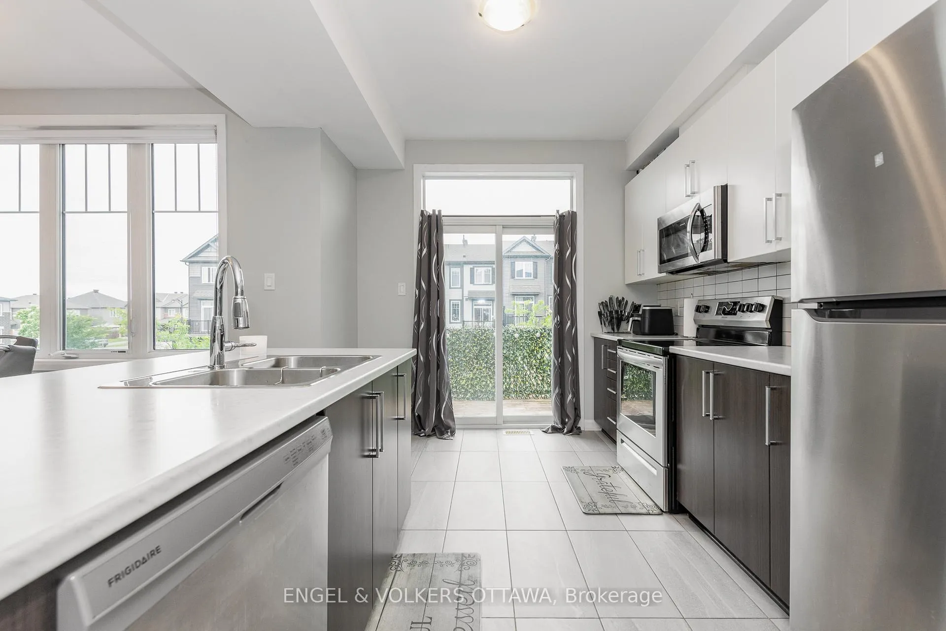 Photo 16 of 517 Galmoy Way, Ottawa, Barrhaven - Half Moon Bay — HOMEH