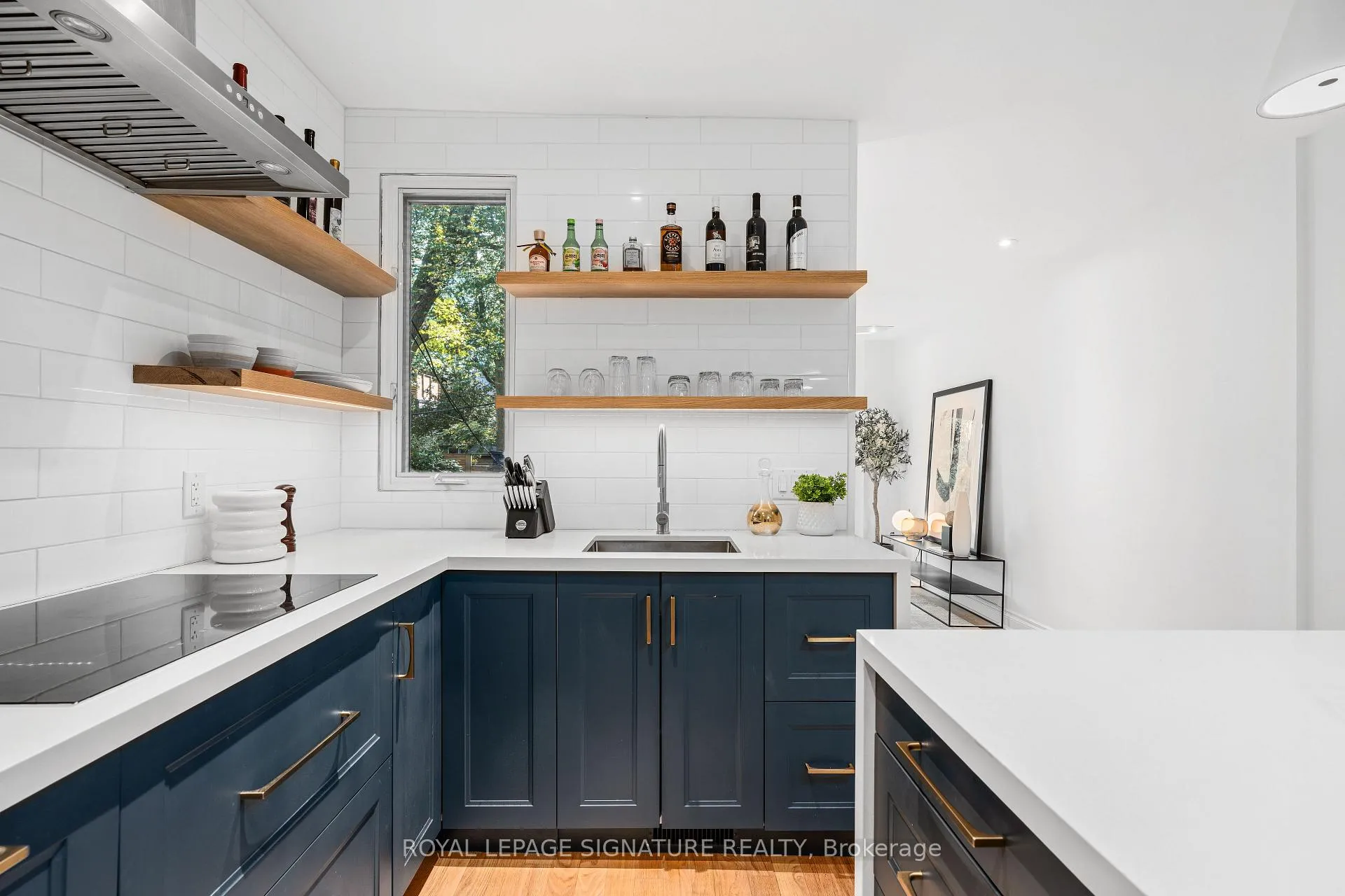 Photo 15 of 342 Logan Avenue, Toronto, South Riverdale — HOMEH