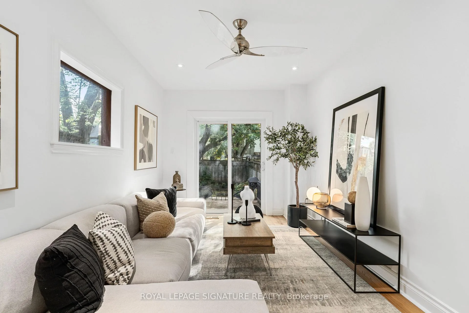 Photo 17 of 342 Logan Avenue, Toronto, South Riverdale — HOMEH
