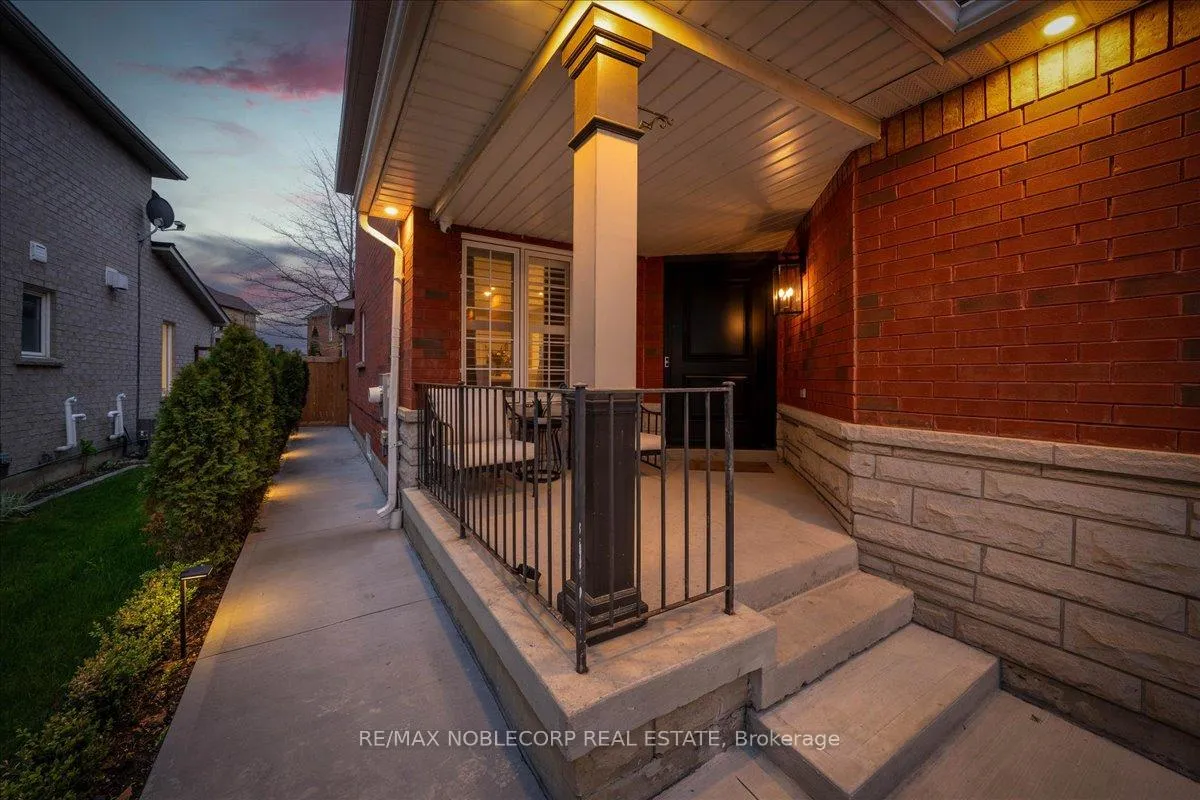 Photo 7 of 338 Ellwood Drive W, Caledon, Bolton West — HOMEH