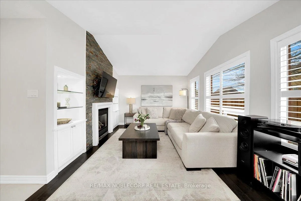 Photo 28 of 338 Ellwood Drive W, Caledon, Bolton West — HOMEH
