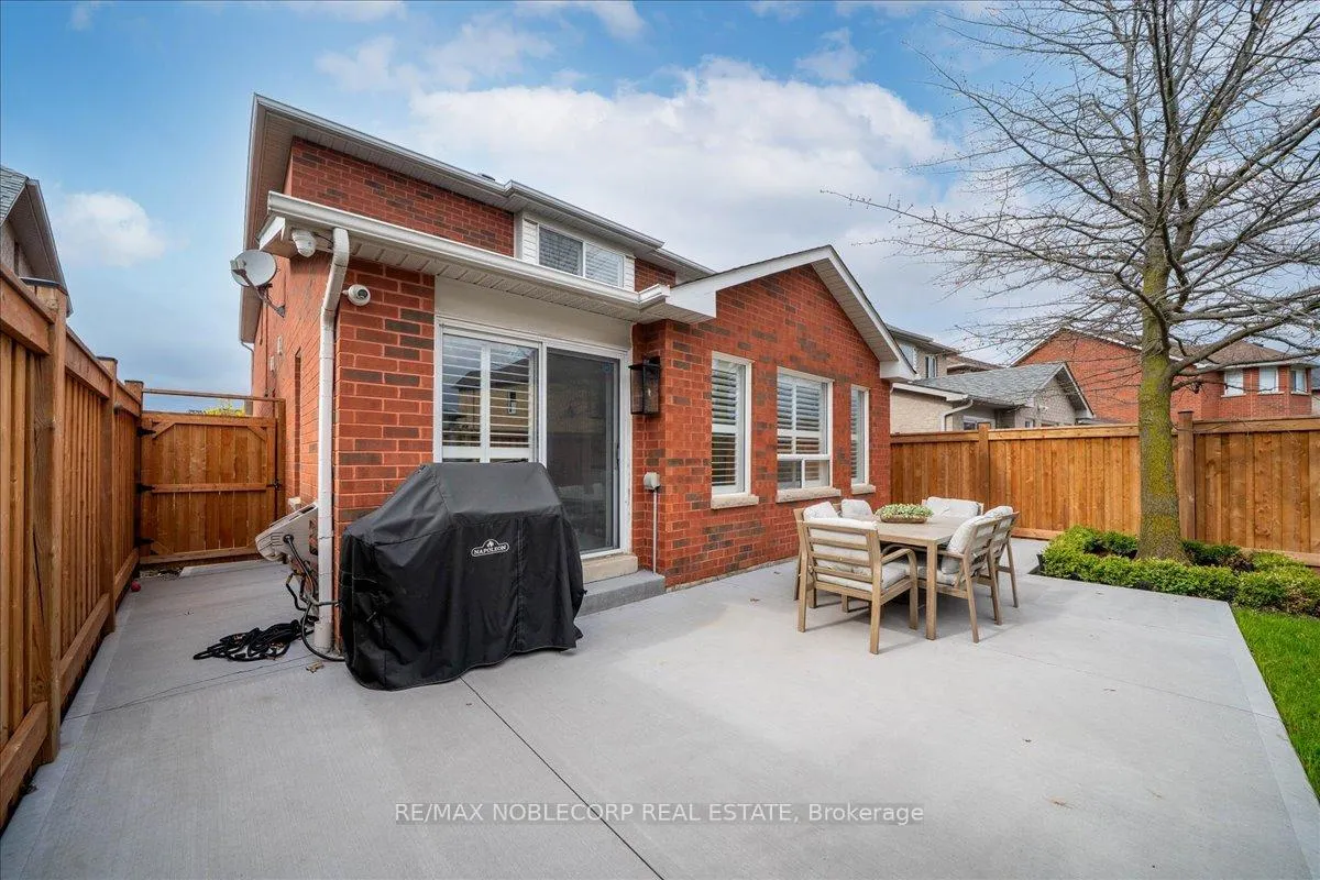 Photo 48 of 338 Ellwood Drive W, Caledon, Bolton West — HOMEH