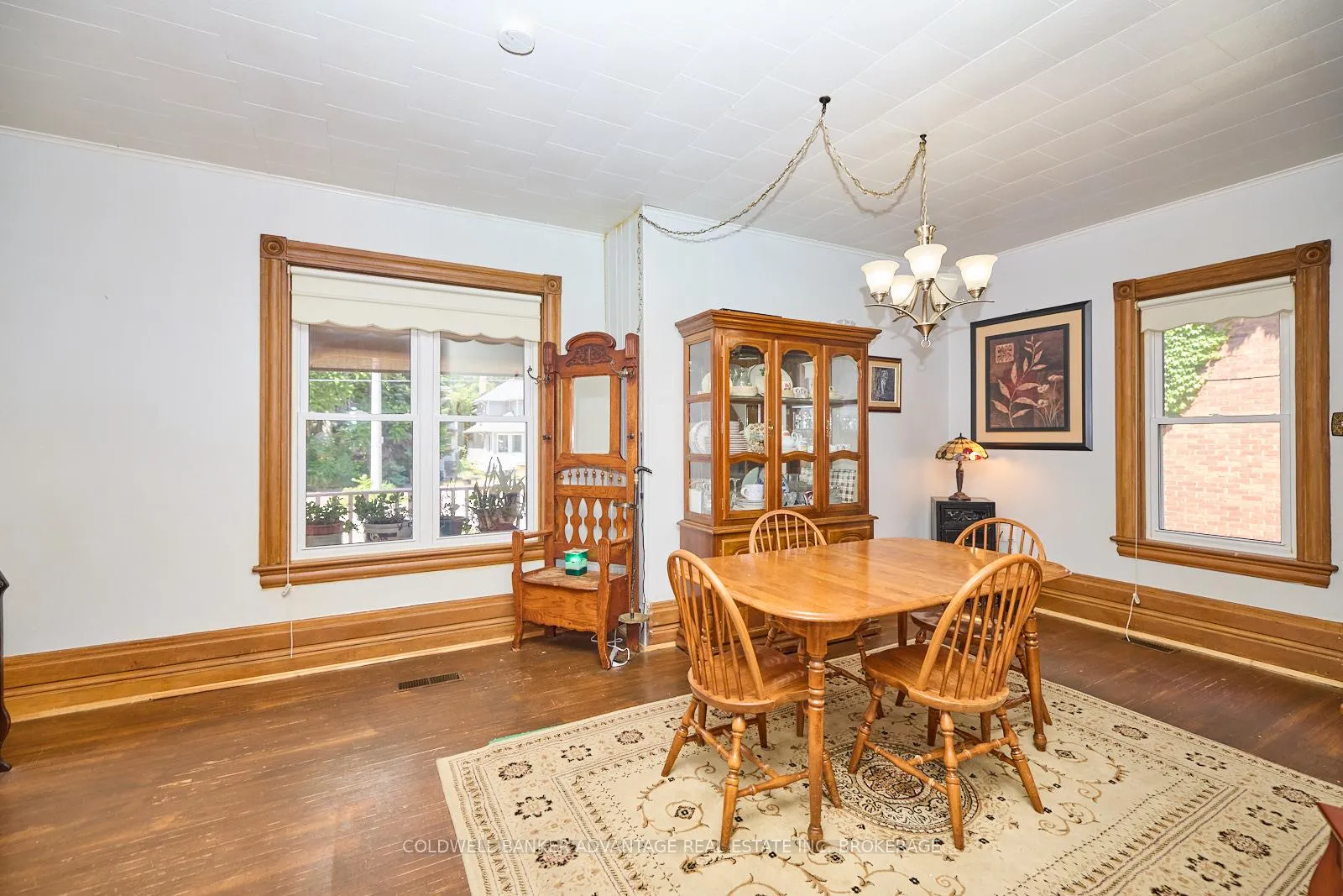 Photo 5 of 144 Geneva Street, St. Catharines, Downtown — HOMEH