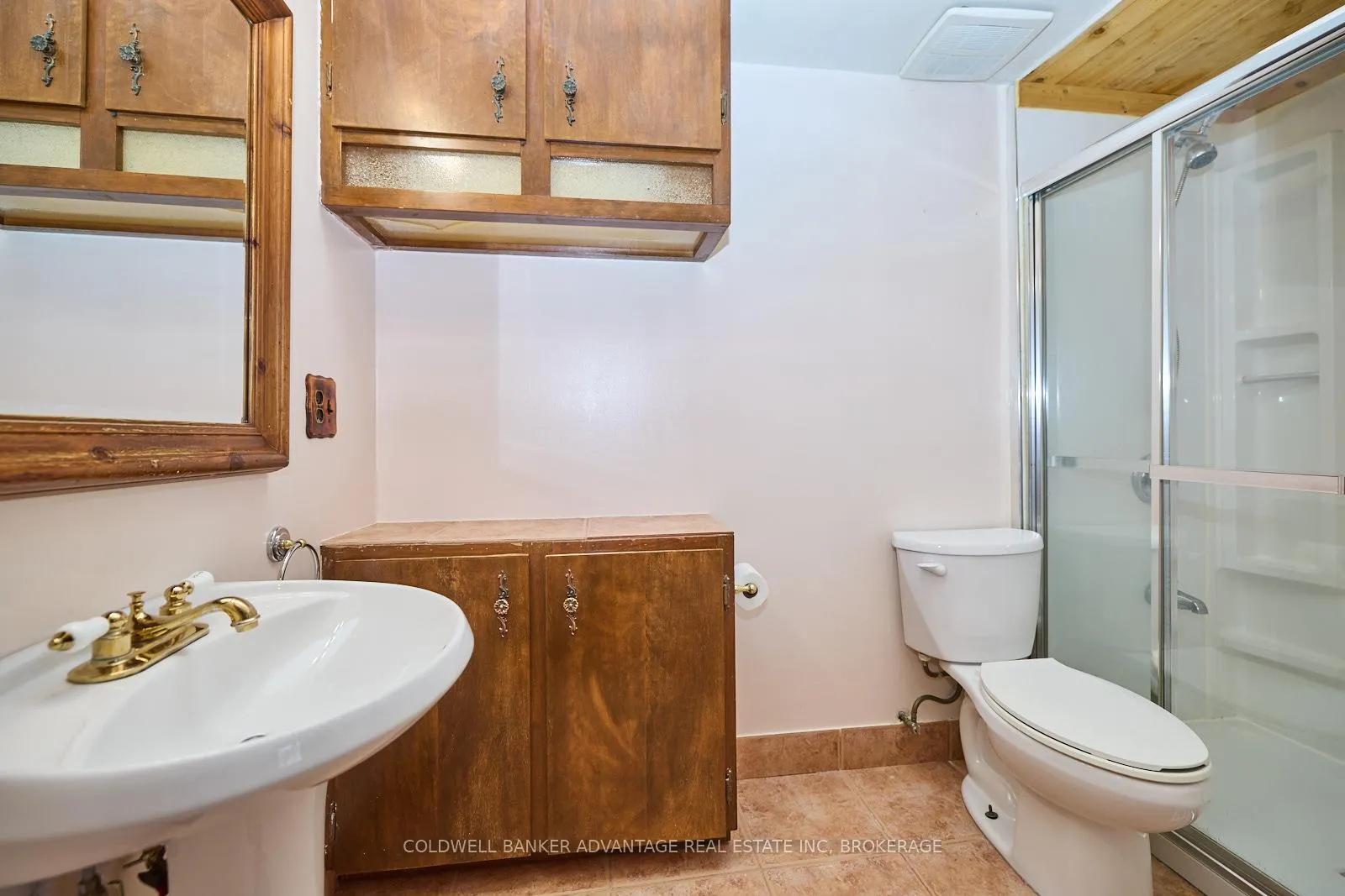 Photo 8 of 144 Geneva Street, St. Catharines, Downtown — HOMEH